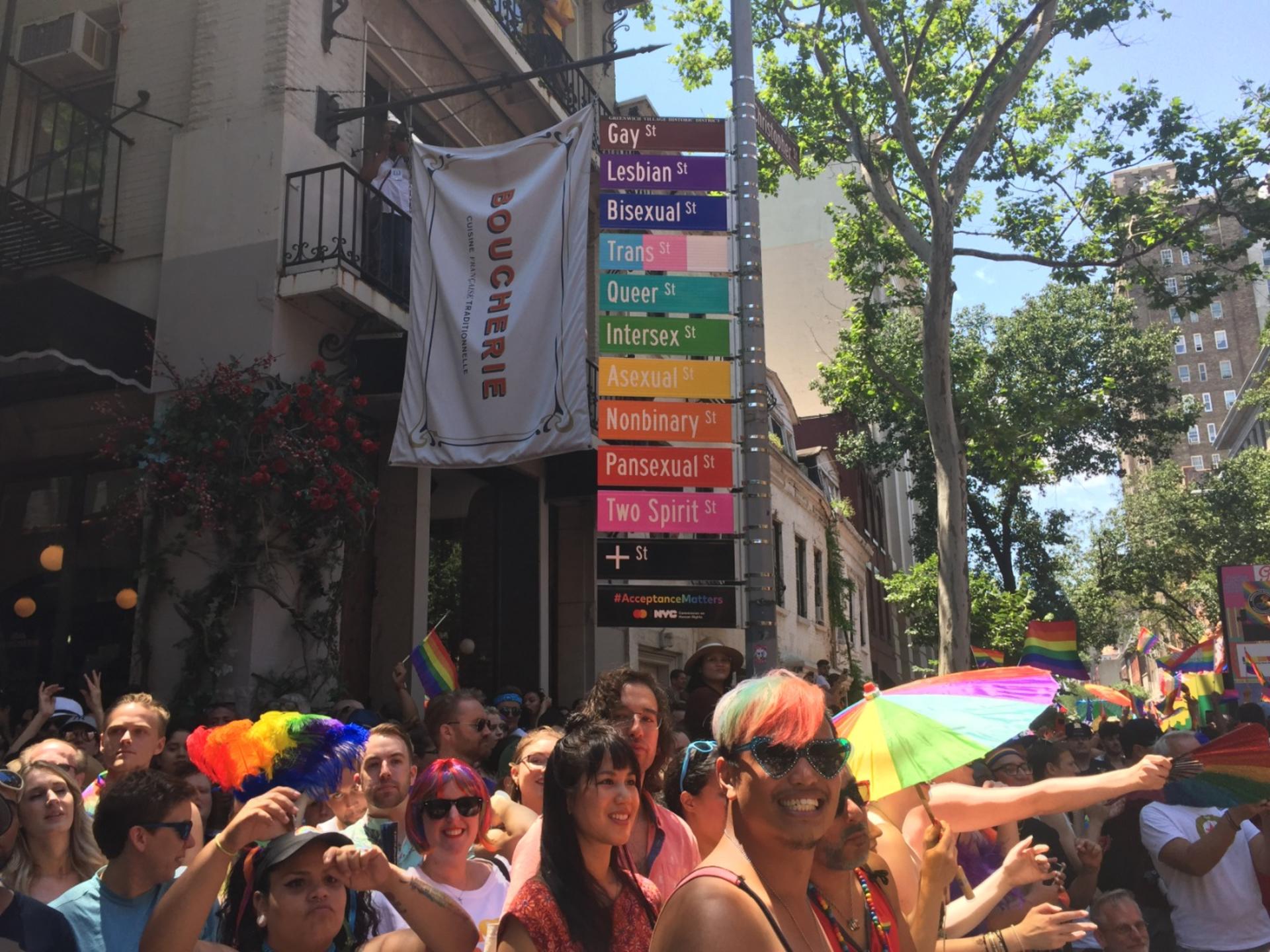 Pride Walking Tour in New York City - Thumbnail 2