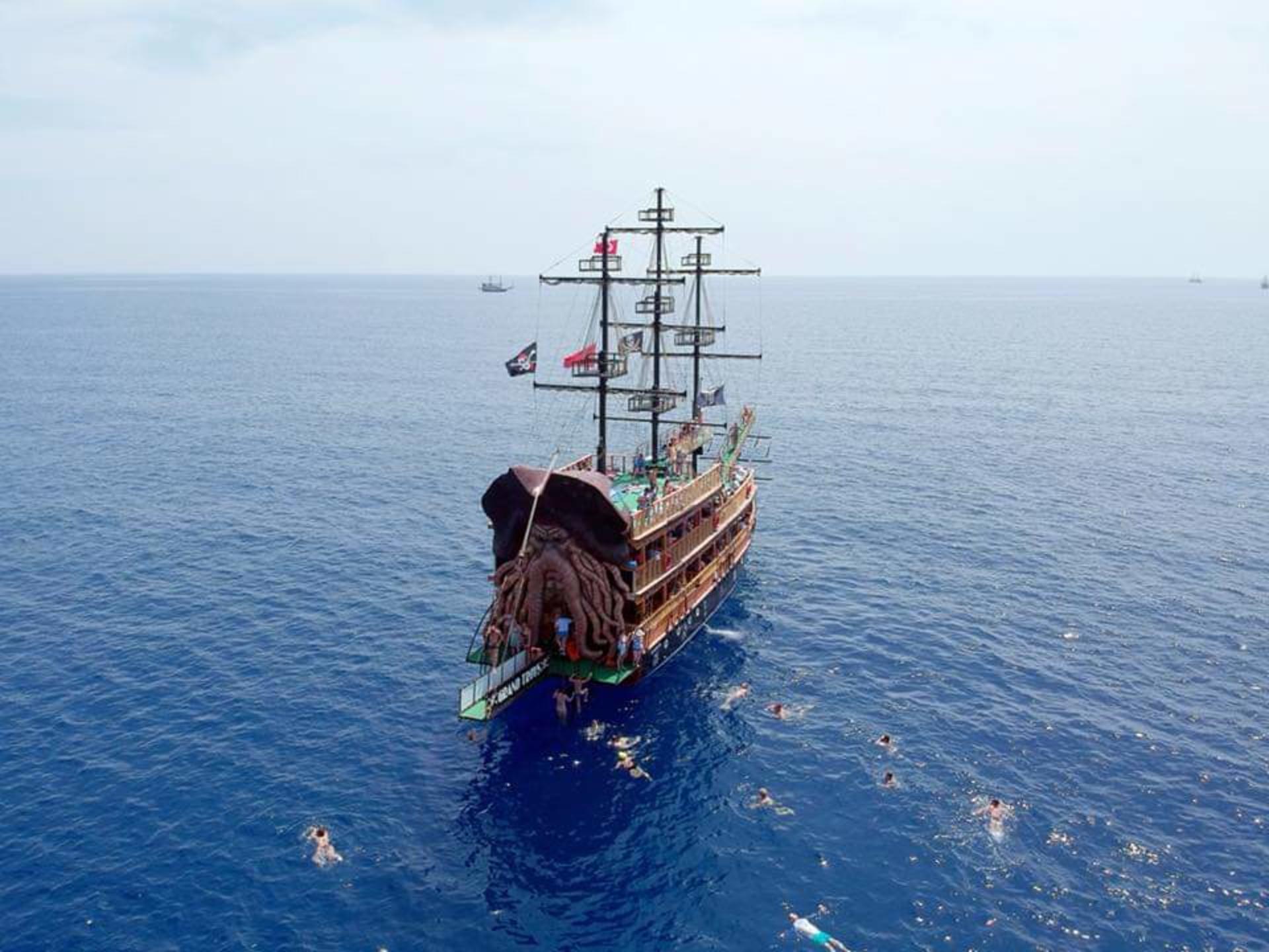Alanya Pirate Boat Trip, Half-Day Snorkeling Adventure - Thumbnail 7