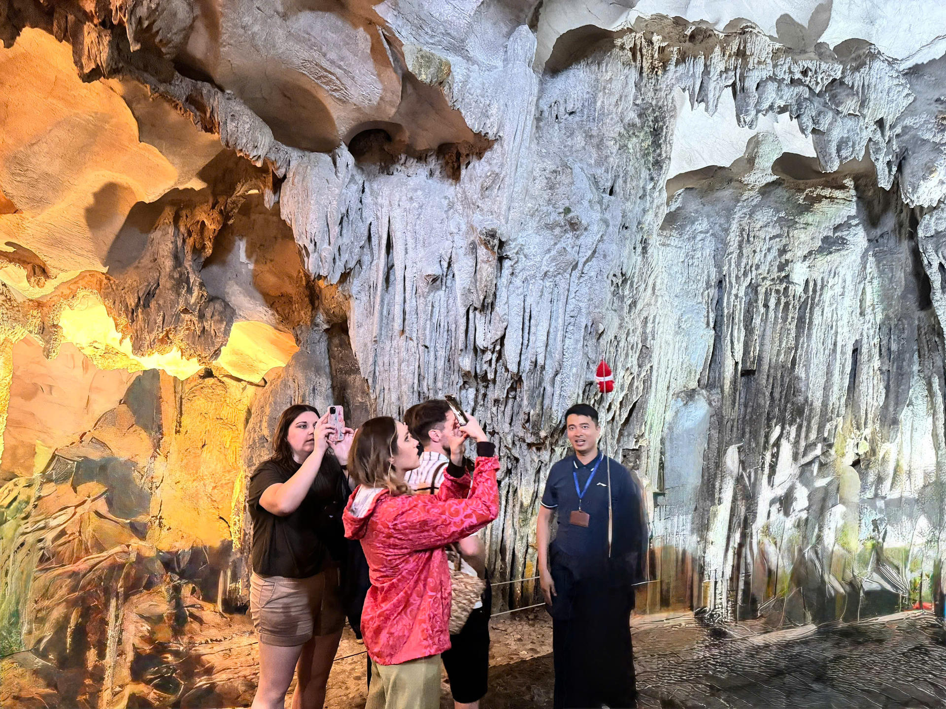 Dragon King 1 Day Cruise: Ha Long Bay Tour with Sung Sot & Ti Top - Thumbnail 53