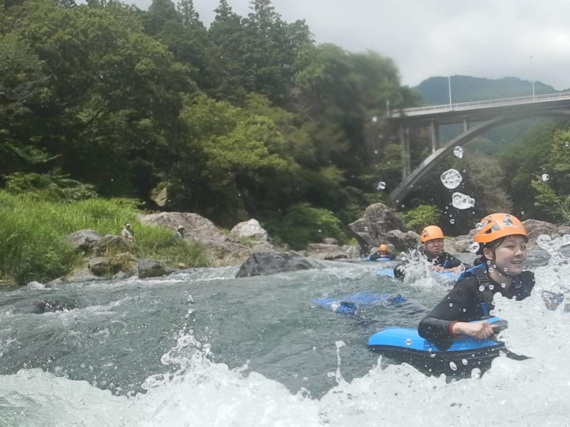 YouMe Rafting: Tama River Rafting & Fun Activities in Tokyo + Photos - Thumbnail 3