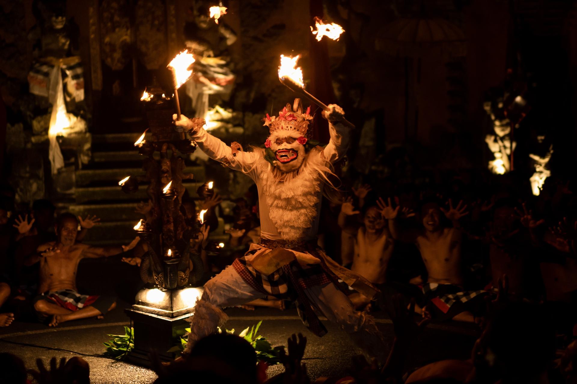 Kecak and Fire Dance Show Tickets in Puri Agung Peliatan Ubud Bali - Thumbnail 3