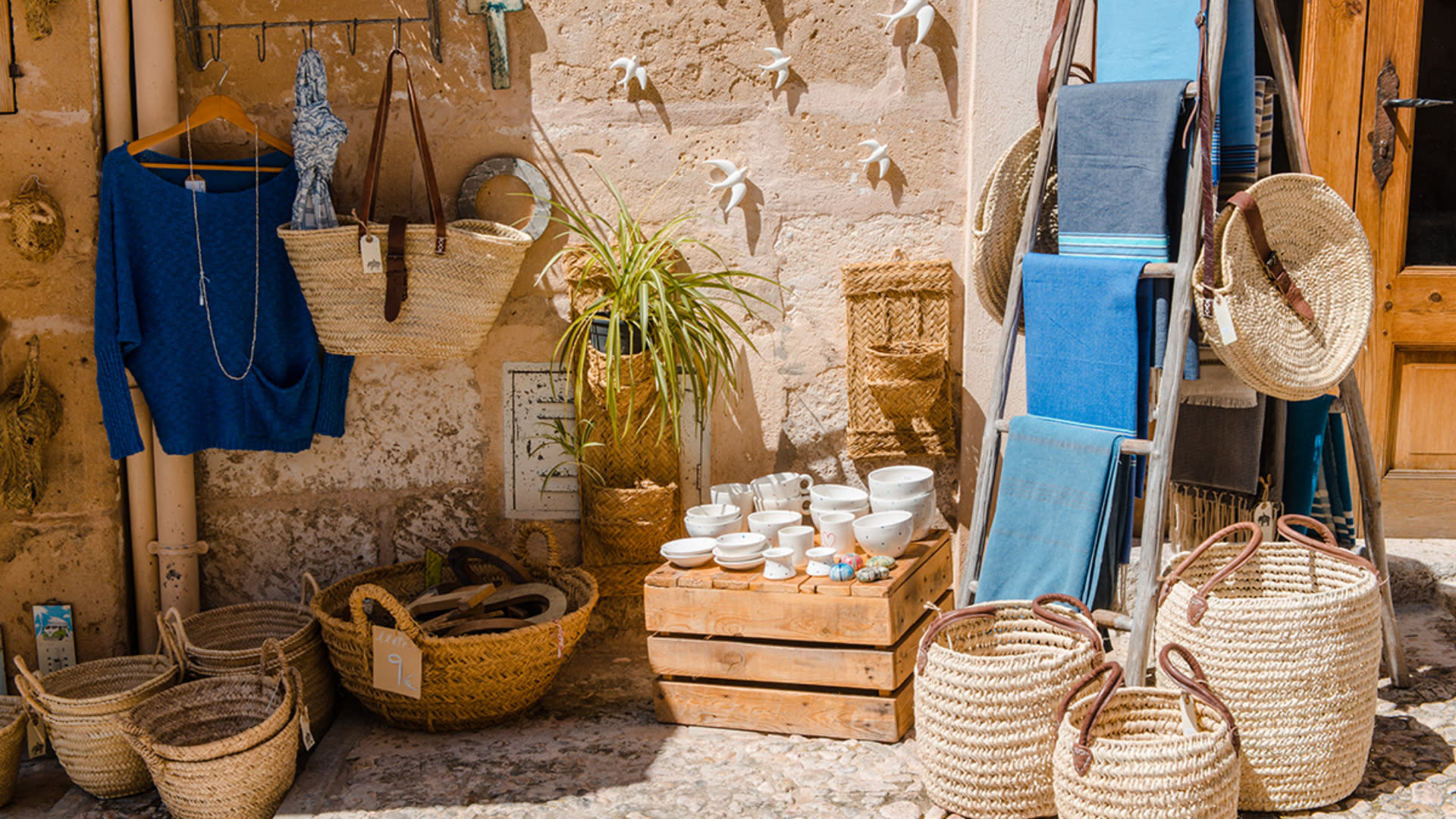 Palma Santanyí Outdoor Market Half-Day Local Village Discovery - Thumbnail 3