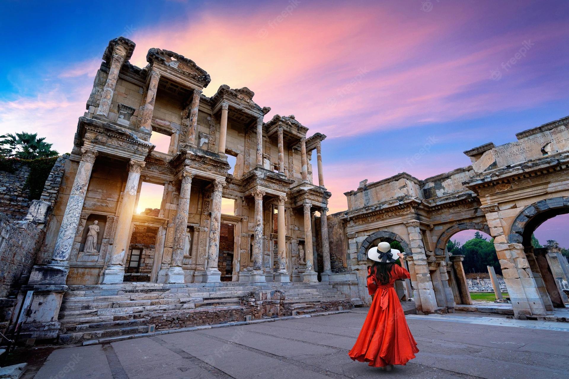 Ephesus & Virgin Mary's House Tour for Cruise Passengers - Thumbnail 4