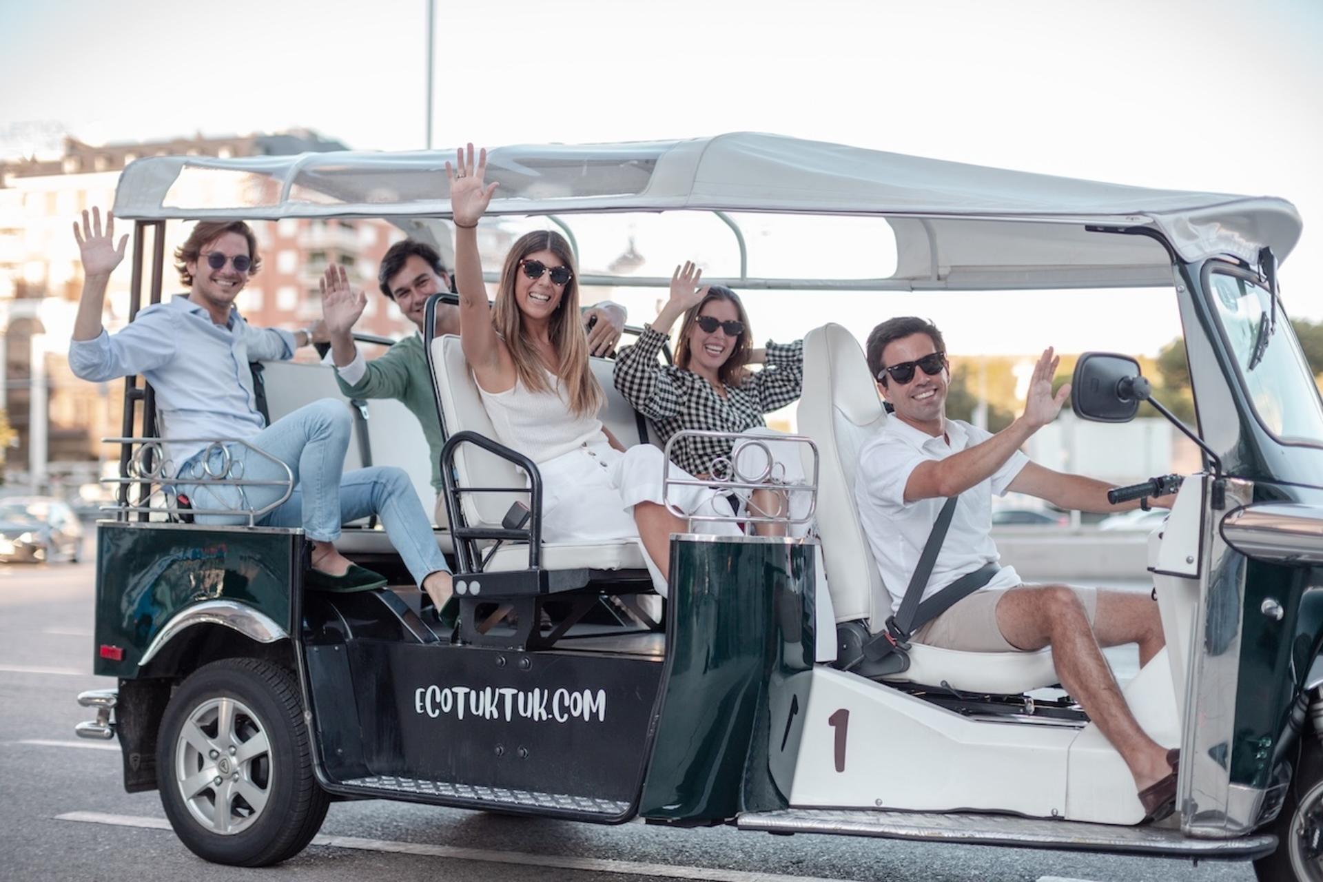 Tuk Tuk tour in Madrid - Thumbnail 8