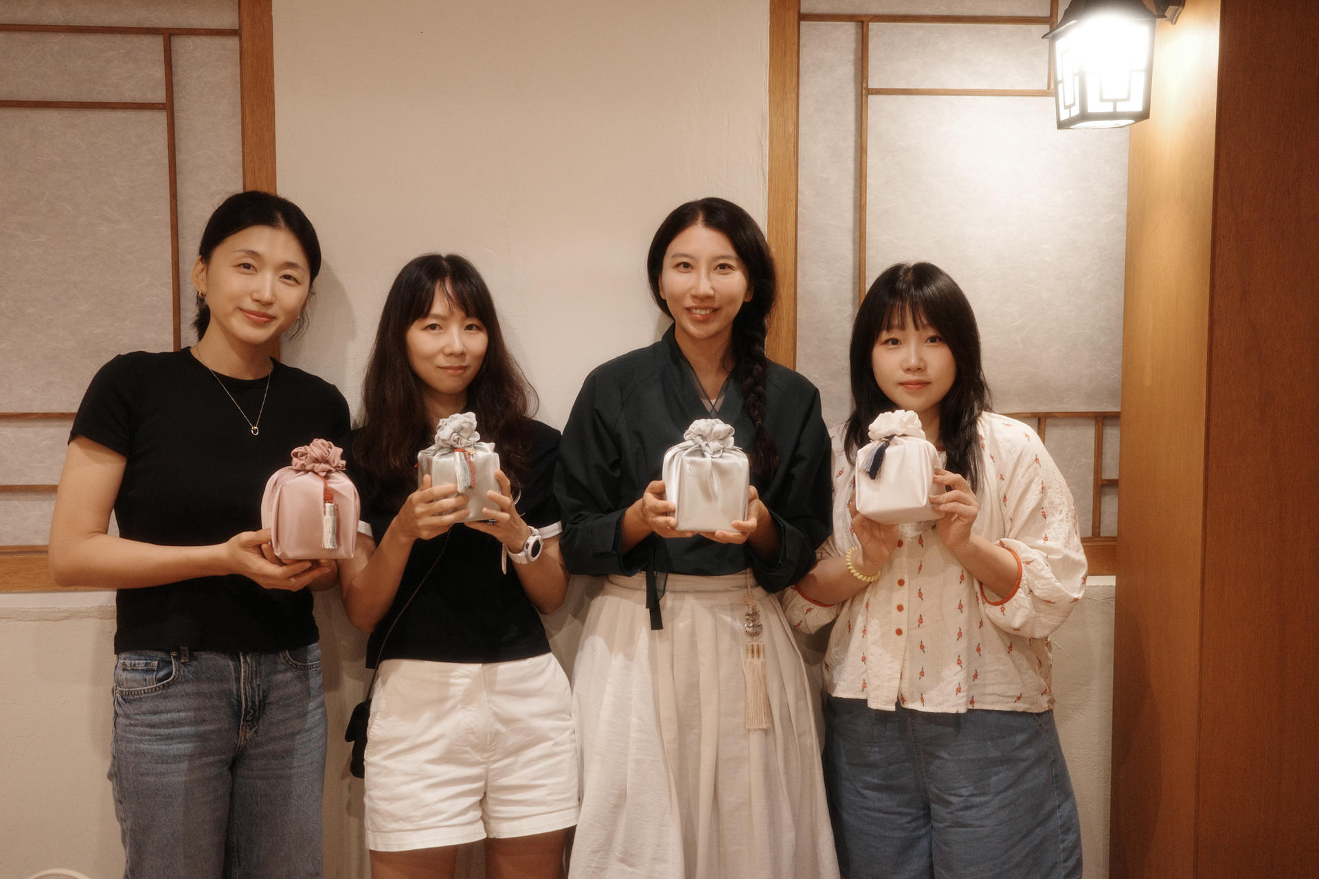 Seoul Artisan Experience: Craft Your Own Bojagi Gift - Thumbnail 10