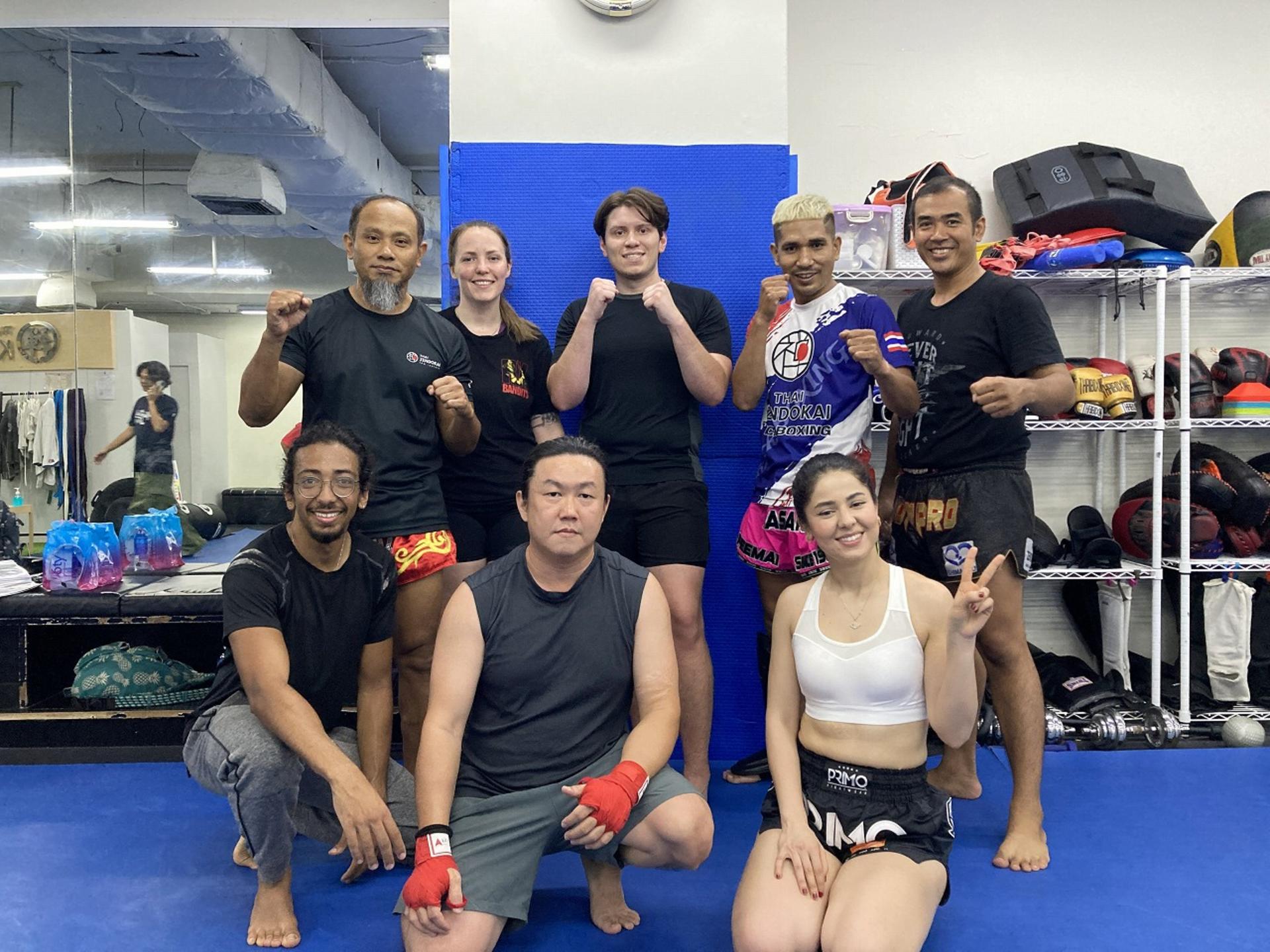Bangkok Muay Thai Experience with Live Match at Rajadamnern Stadium - Thumbnail 6