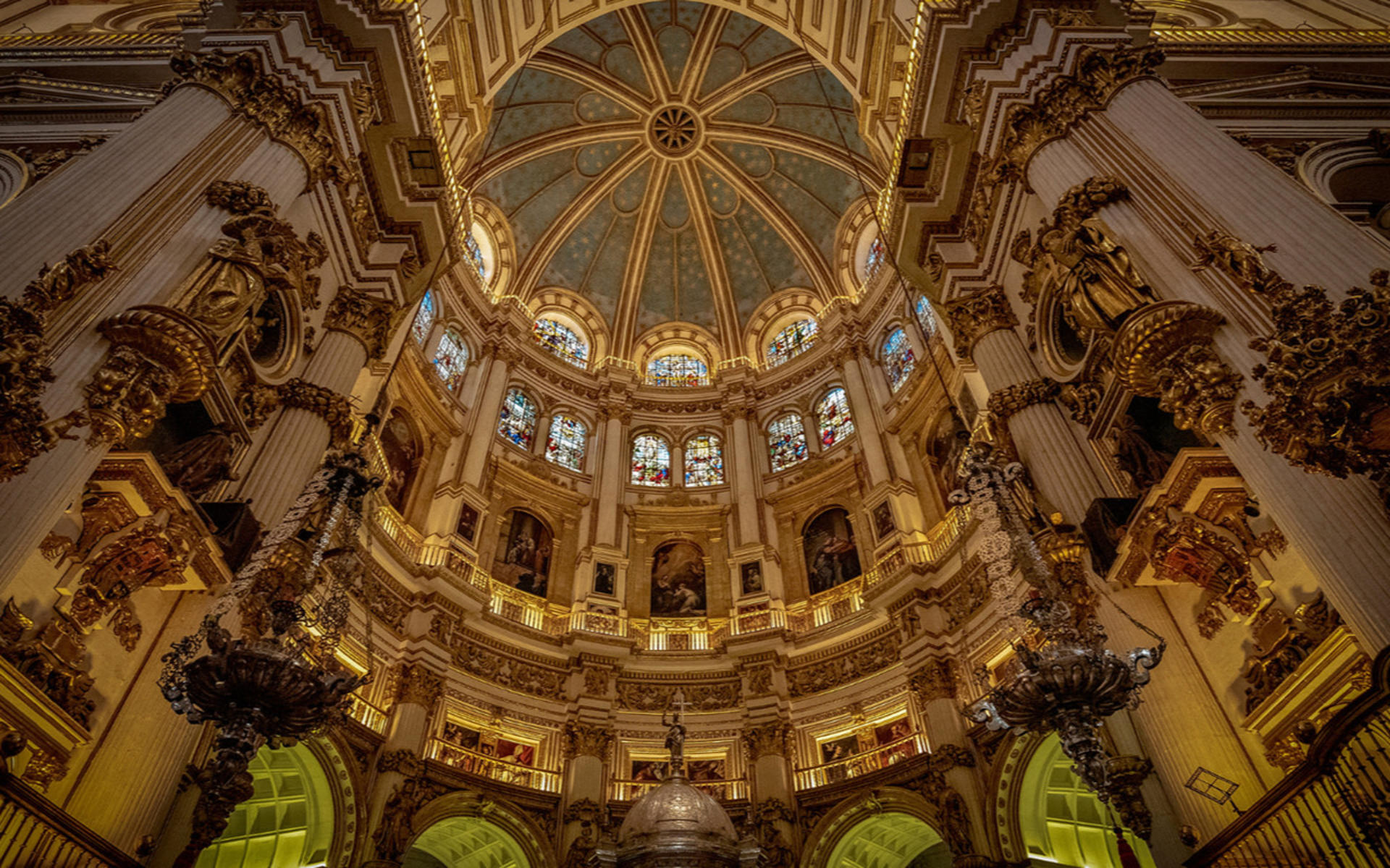 Cathedral of Seville and Giralda Tour - Thumbnail 4
