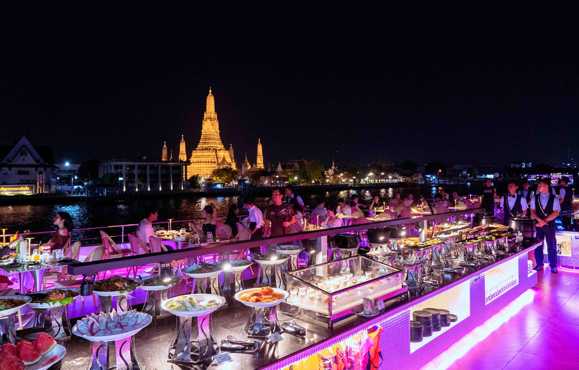 Super Galaxy Dinner Cruise in Bangkok - Thumbnail 11