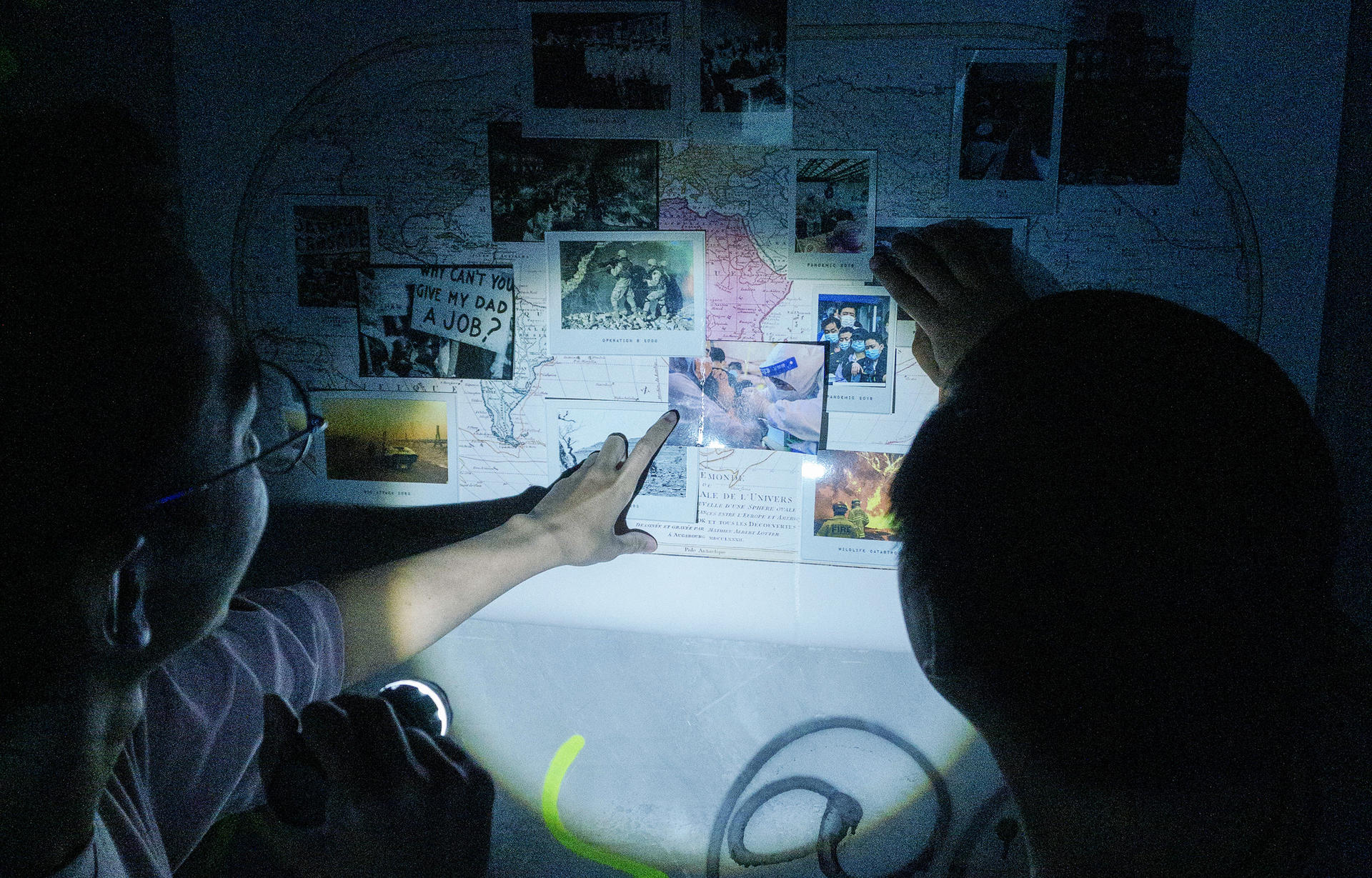 Breakout Escape Room Experience in The Shore Melaka - Thumbnail 4