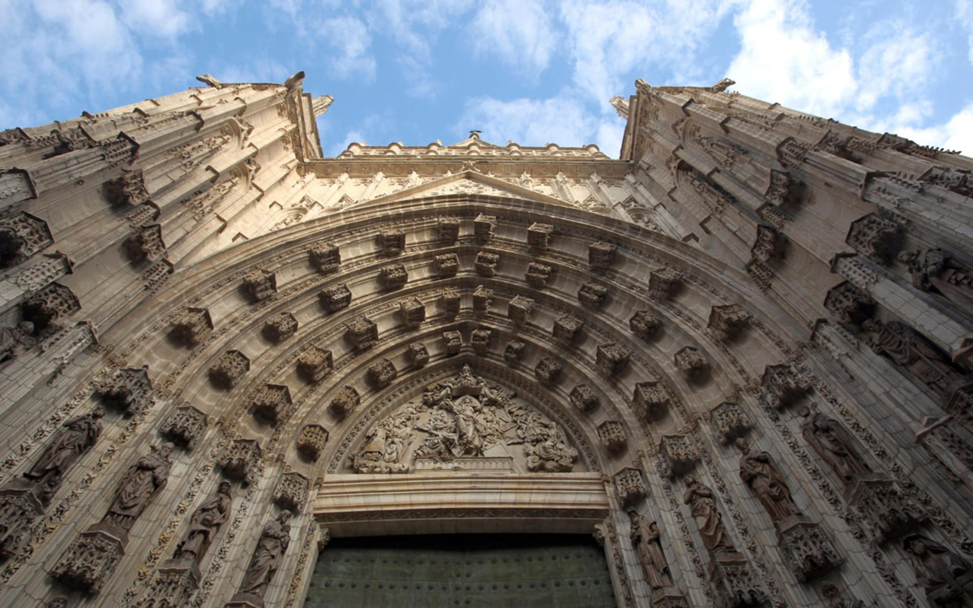 Cathedral of Seville and Giralda Tour - Thumbnail 3