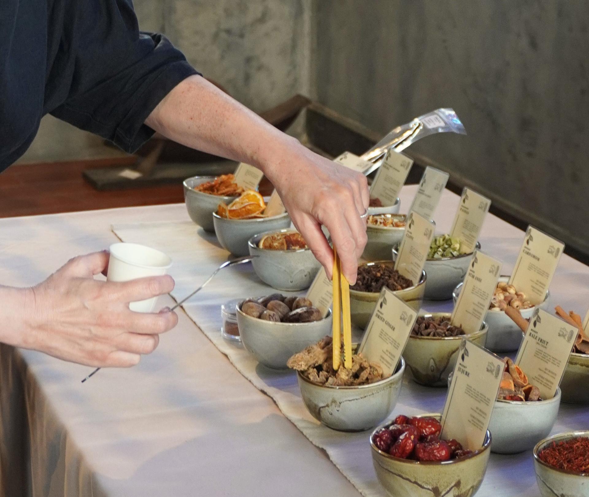 Homprung by Baihor Herbal Workshop Experiences in Bangkok - Thumbnail 7