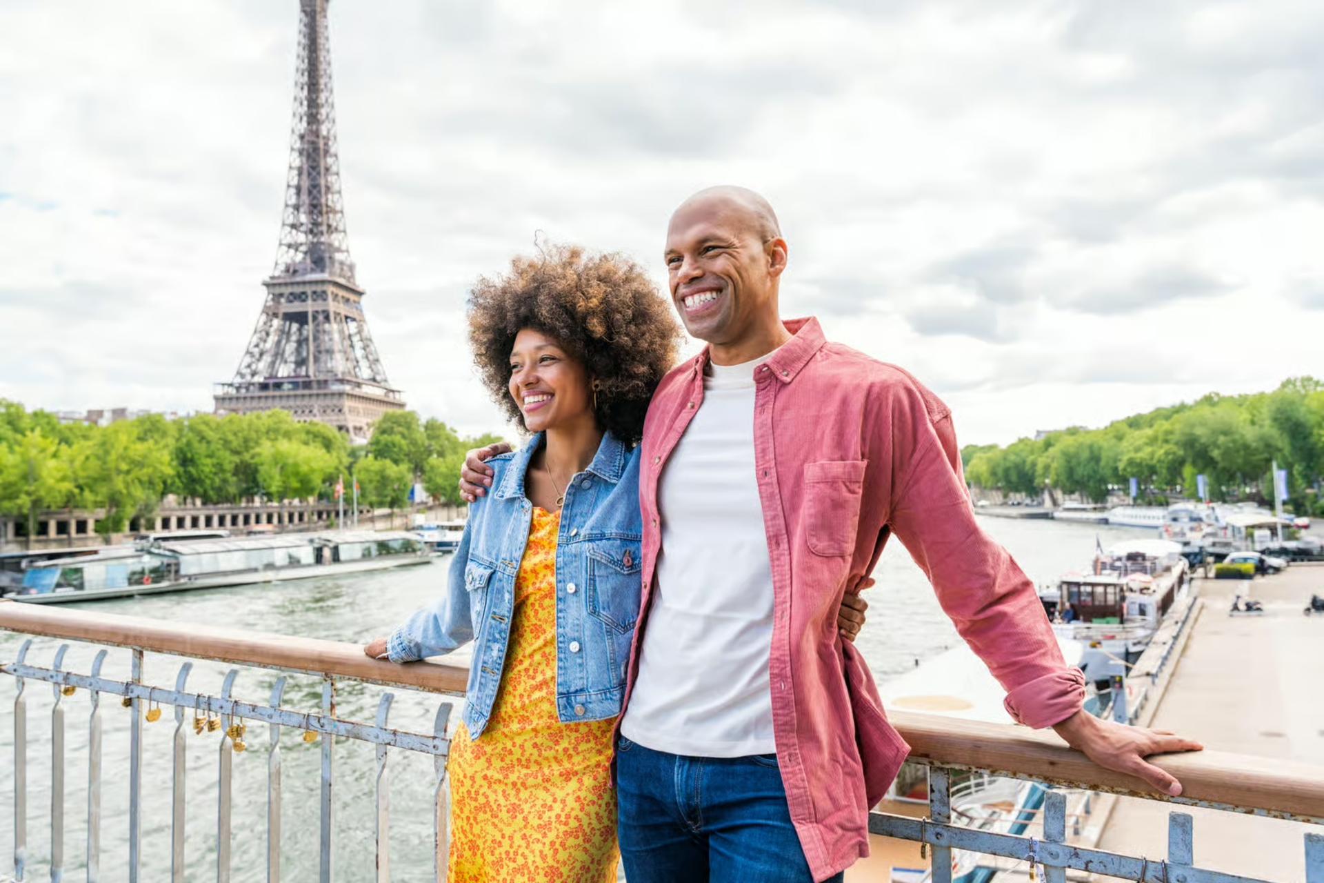 Eiffel Tower Photoshoot - Thumbnail 8