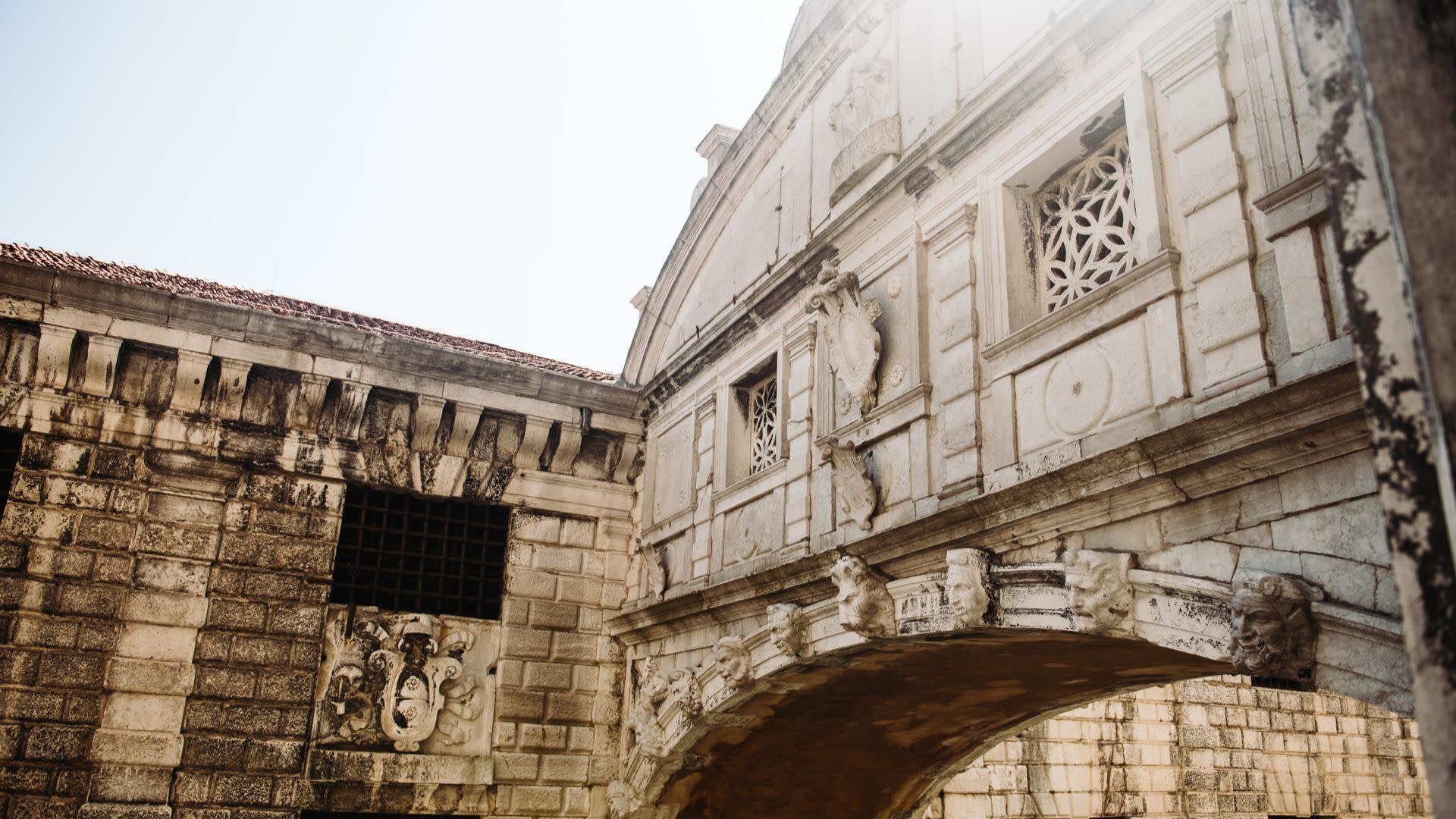St. Mark's Basilica and Doge's Palace Tour in Venice - Thumbnail 4