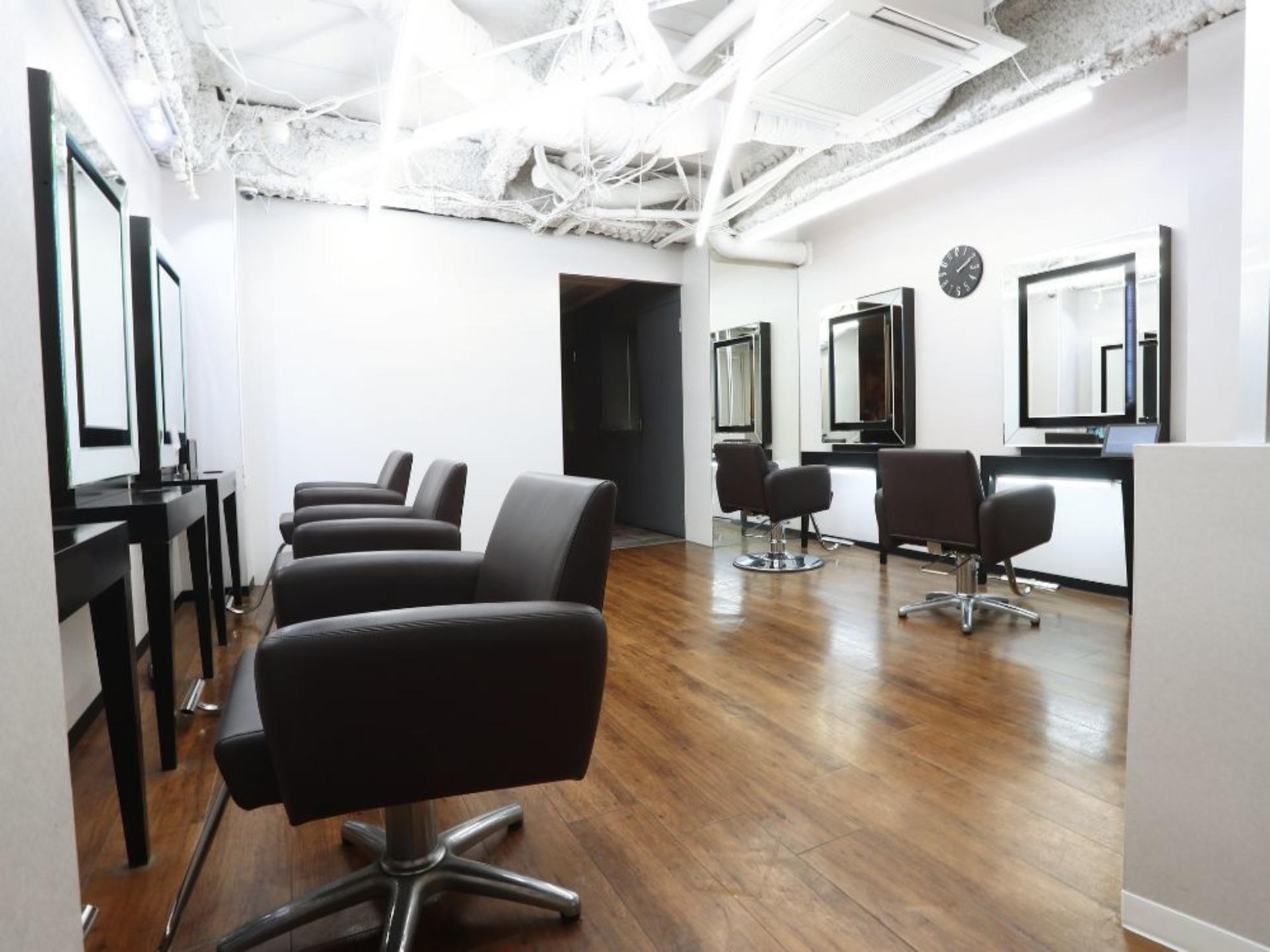Hair Salon Experience in Osaka (Provided by BELLEGROW ALPHA) - Thumbnail 20