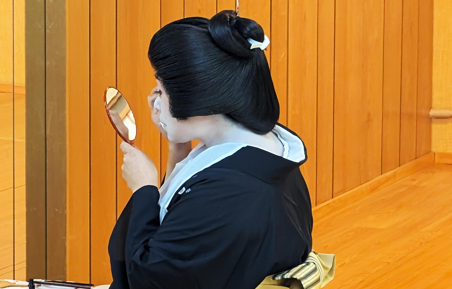 Exclusive Access: Private Geisha Rehearsal Experience in Nagoya - Thumbnail 4