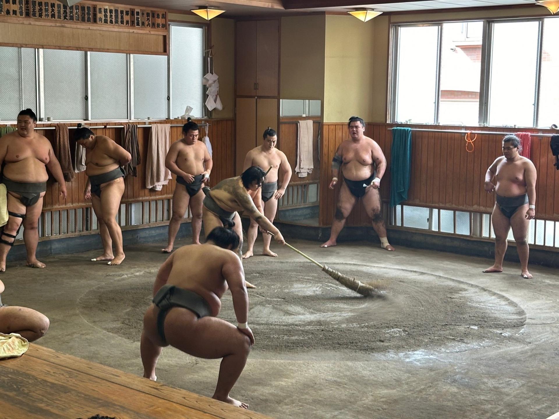 Grand Sumo: Morning Training at Takasago Stable & Commemorative Photo Experience (Asakusa) - Image 1