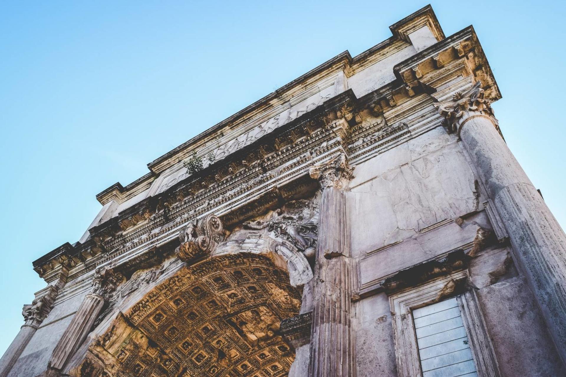 Palatine Hill and Roman Forum Walking Tour  - Thumbnail 2