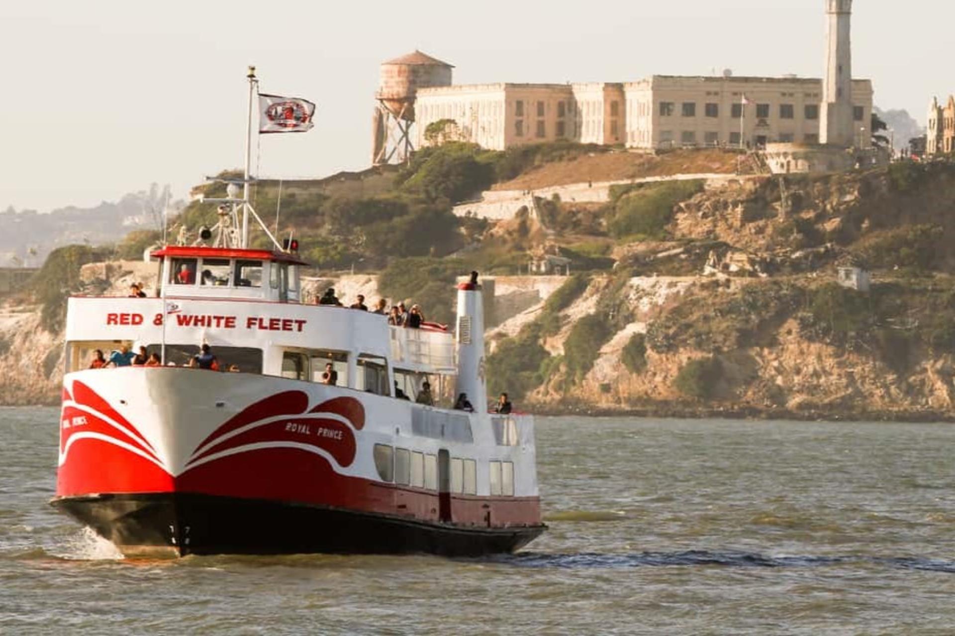 Golden Gate Bay Cruise in San Francisco - Image 1
