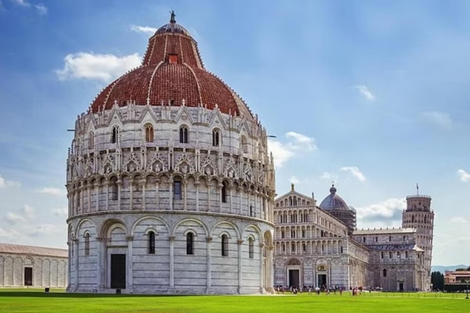 Pisa and Lucca Private One-Day Tour from Florence - Thumbnail 3