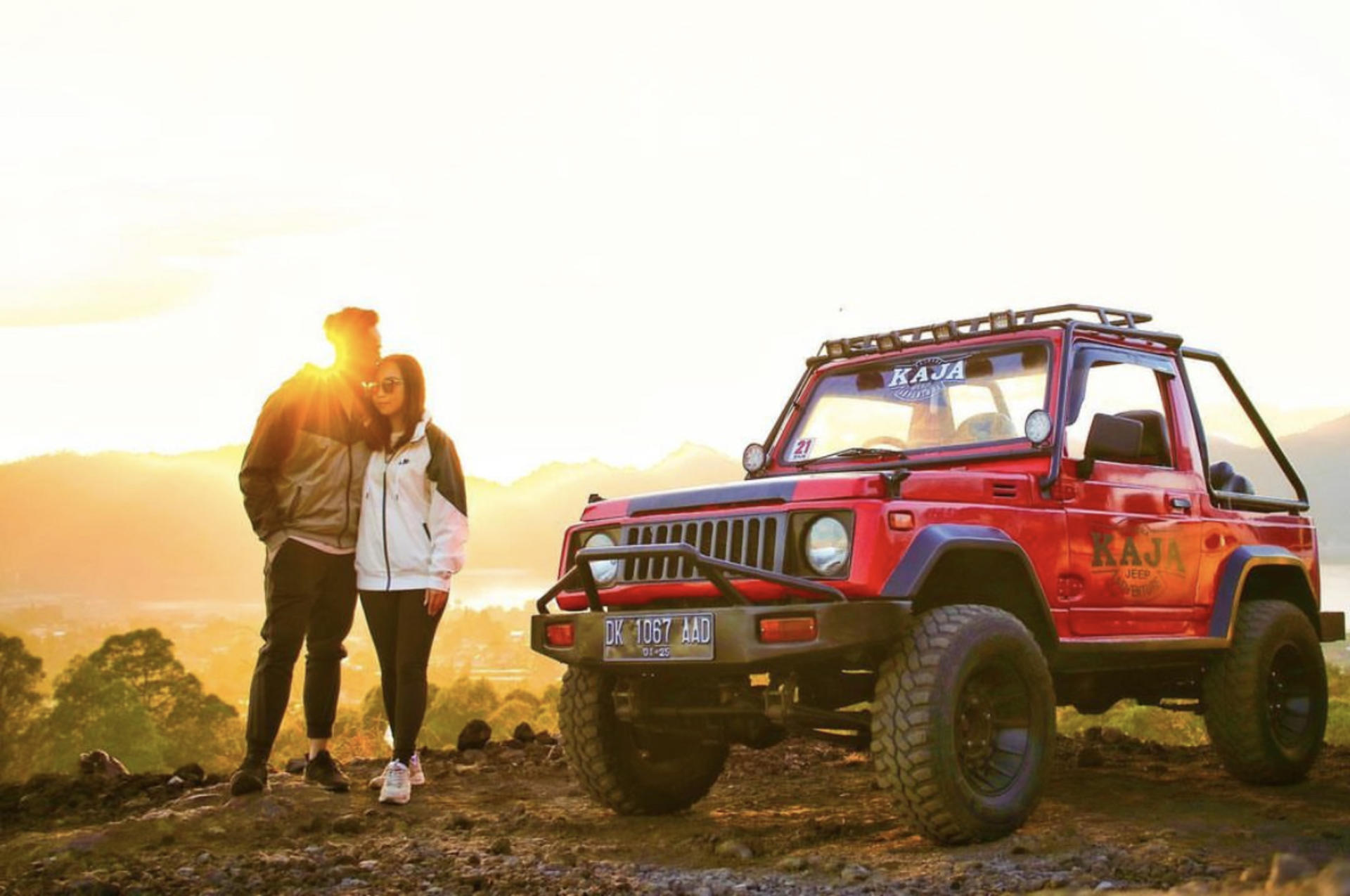 Mount Batur Jeep Sunrise & Kintamani Starbucks with Photographer - Image 1