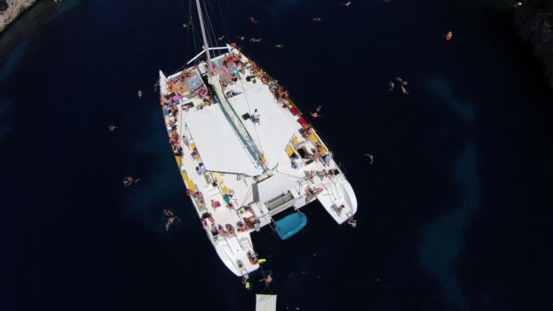 North Coast catamaran cruise experience with meal in  Alcudia - Thumbnail 5
