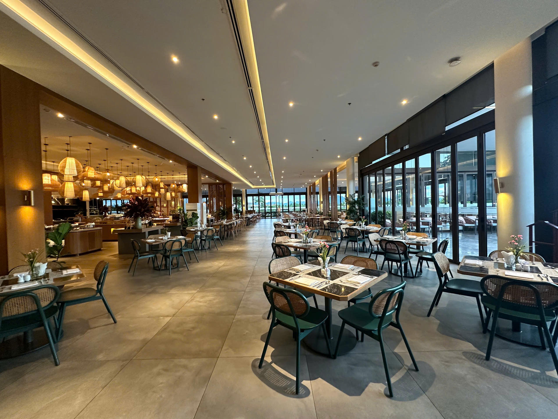 Afternoon Tea at Oakwood Ha Long - Thumbnail 5