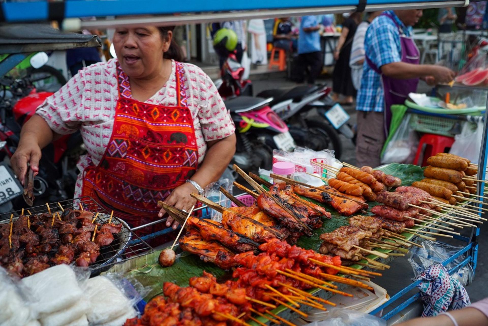 Bangkok Night Michelin Foodie Tour in China Town with 15+ Tastings - Thumbnail 10