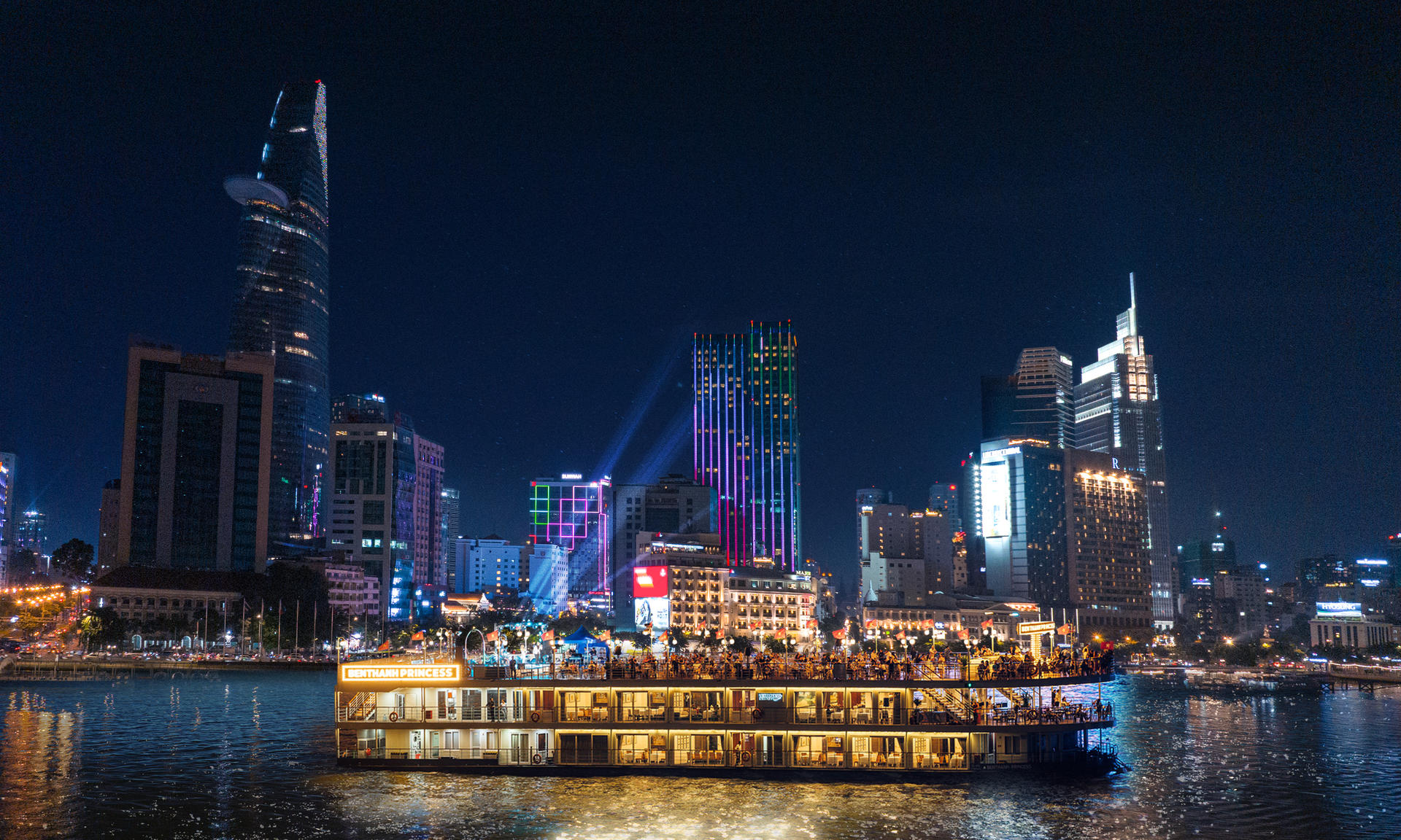 Ben Thanh Princess Luxurious Dining Cruise in Ho Chi Minh City - Thumbnail 11