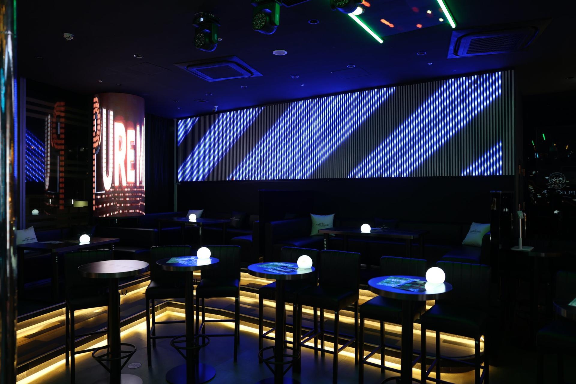 Ginza Nightlife: Entertainment Dance Show Club Experience (Tokyo) - Thumbnail 6