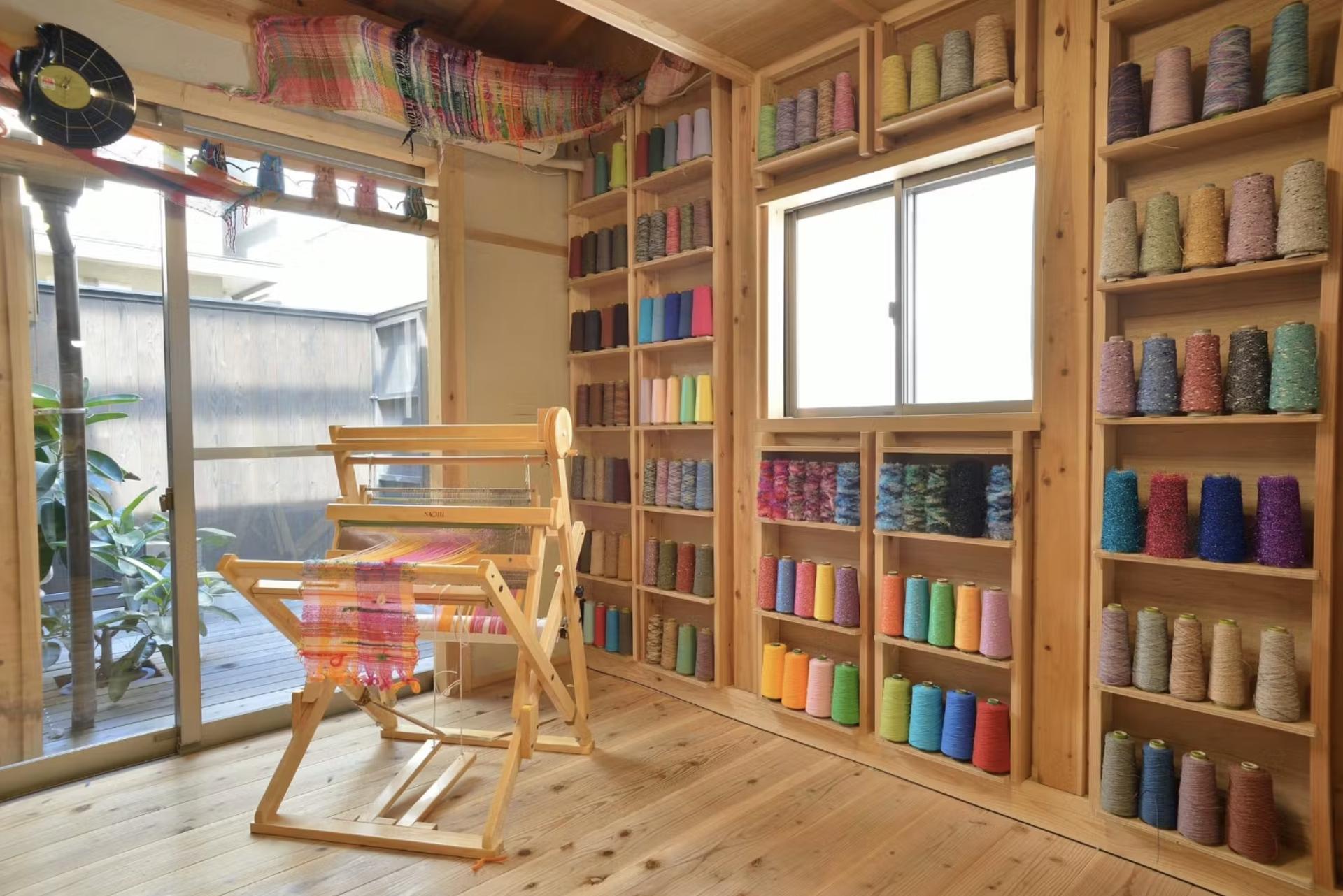 Umeda Weaving Experience (Osaka) - Thumbnail 2