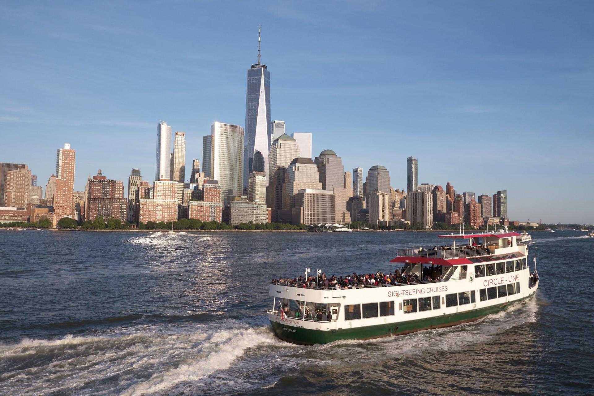 Liberty Midtown Cruise in New York - Image 1