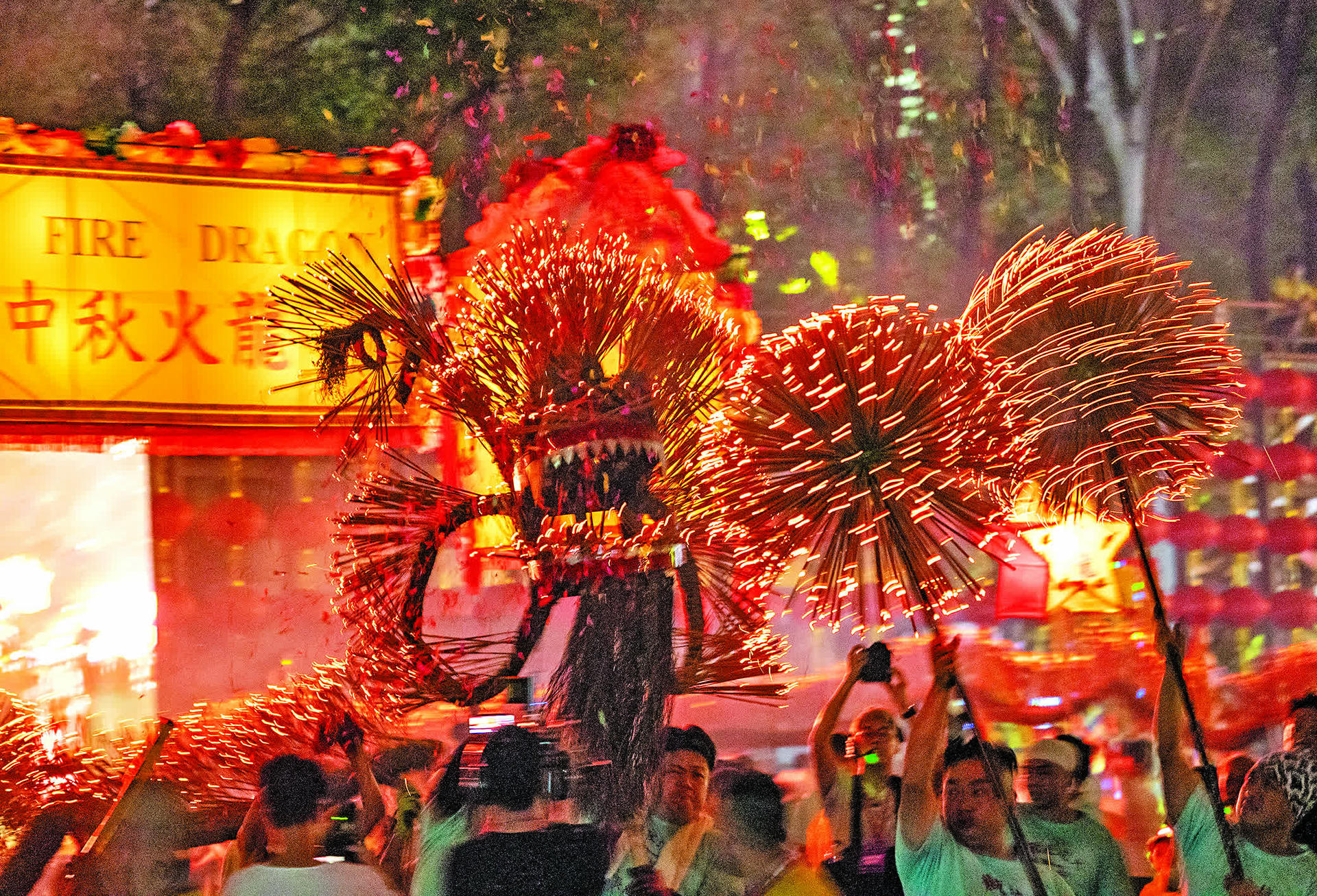 Hong Kong Villains Hitting & Fire Dragon Cultural Heritage Tour - Thumbnail 2