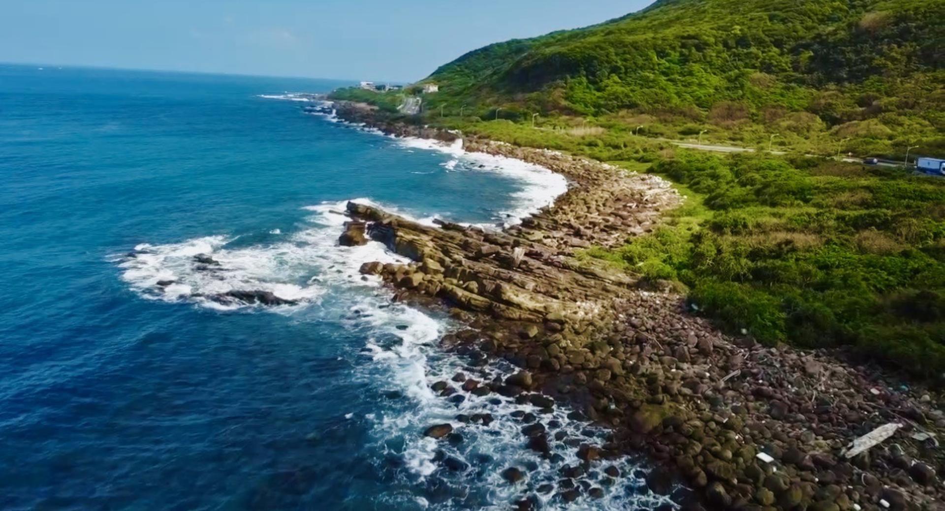New Taipei: Northeast Coast Waves and Sea Glass - Thumbnail 4