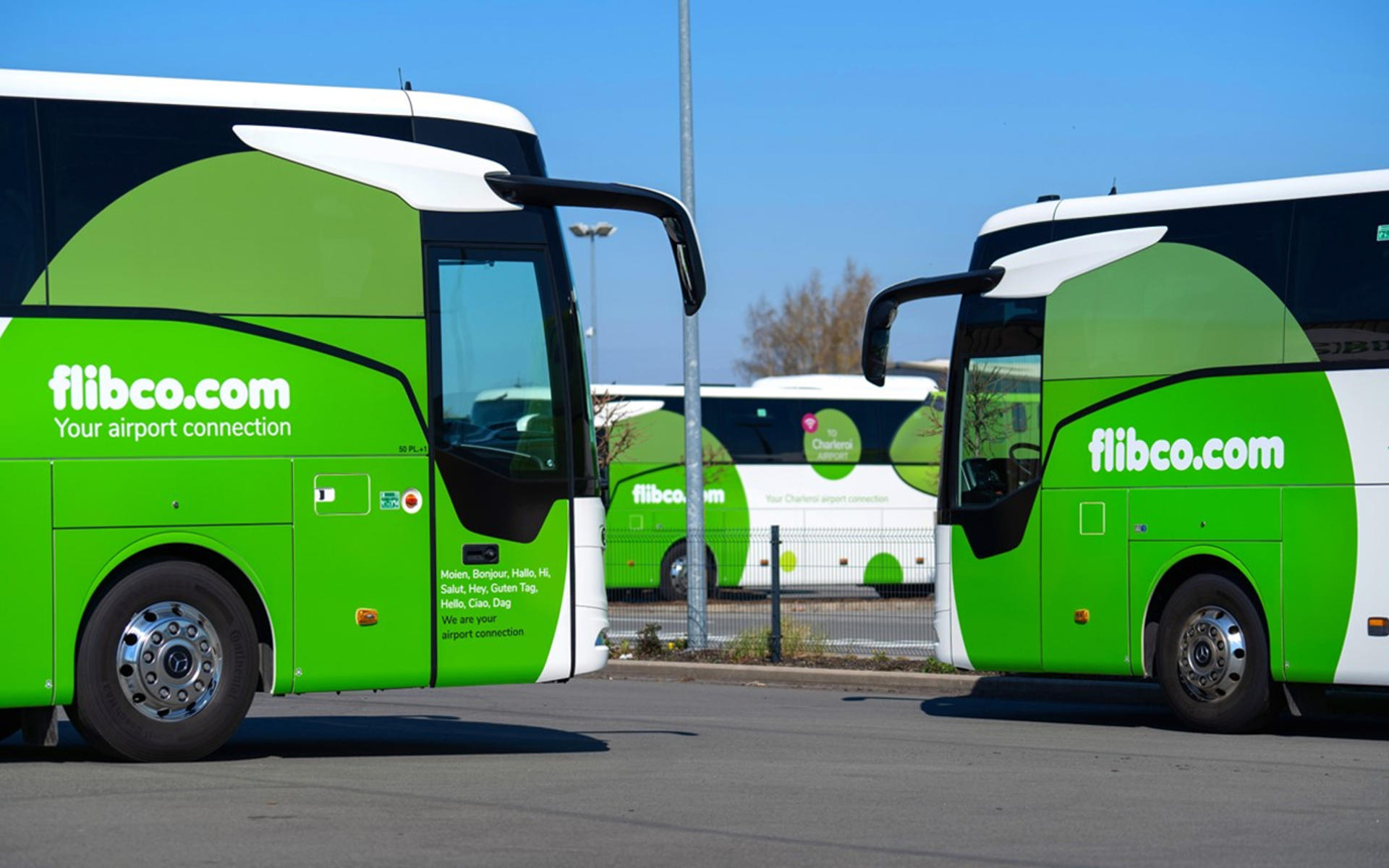 Milan Bergamo Airport to Como Shared Bus Transfer by Filbco - Thumbnail 5