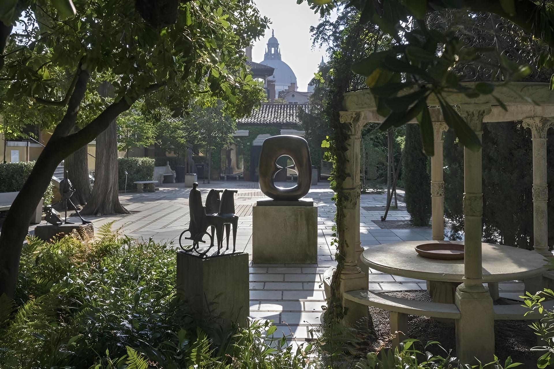 Peggy Guggenheim Collection Fast Track Admission in Venice - Thumbnail 5