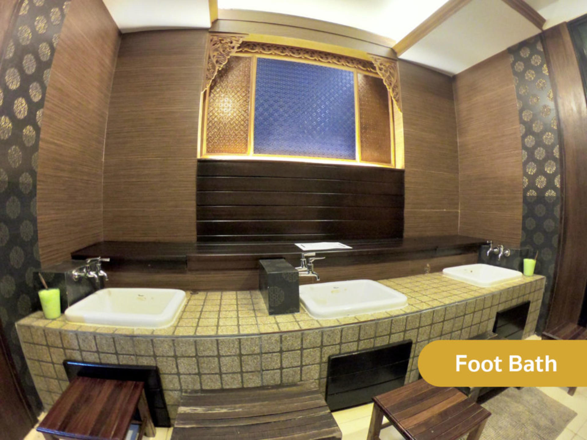 Lek Massage House at BTS National Stadium Experience in Bangkok - Thumbnail 5