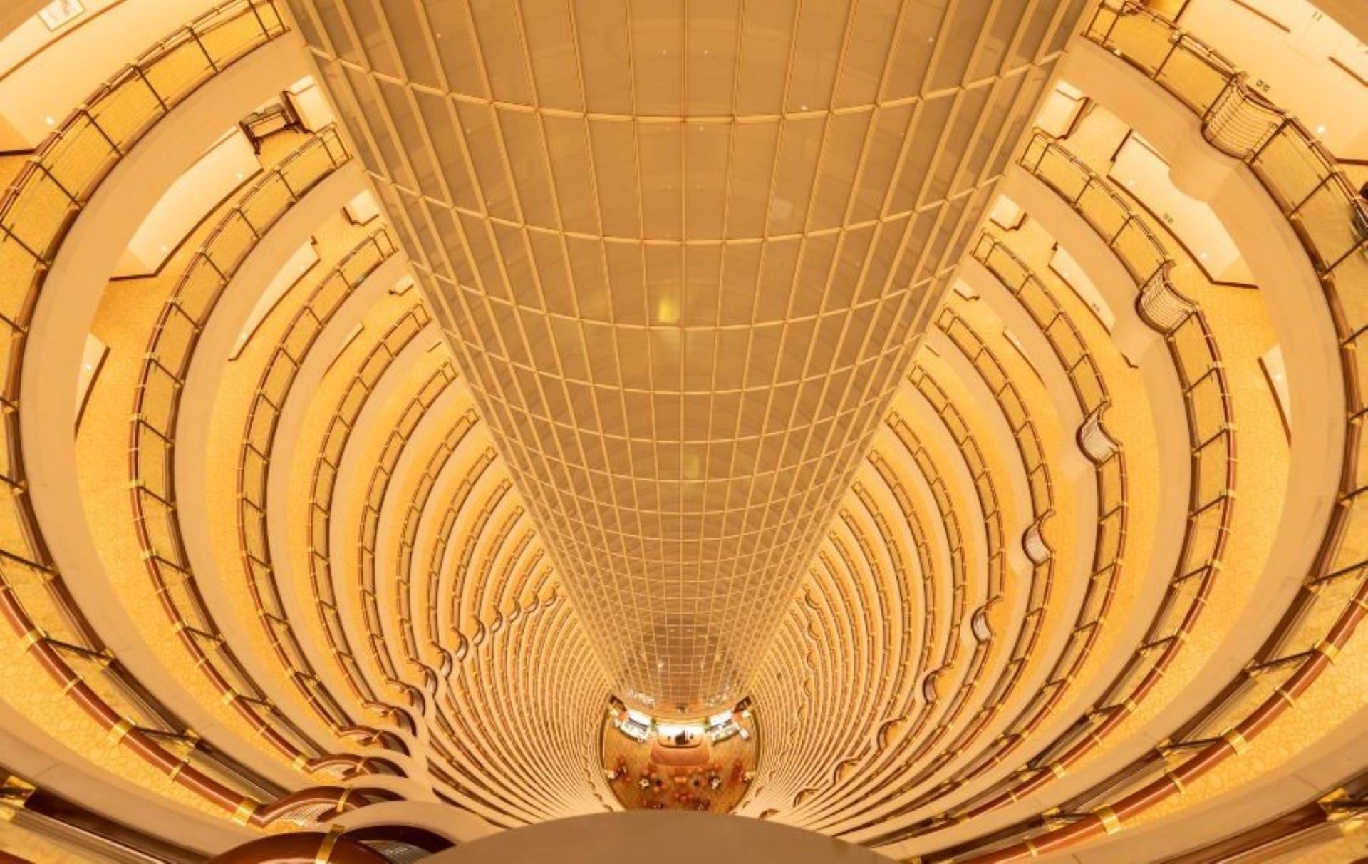 Shanghai Oriental Pearl + Ocean Aquarium + Huangpu River Night Cruise Day Tour - Thumbnail 10