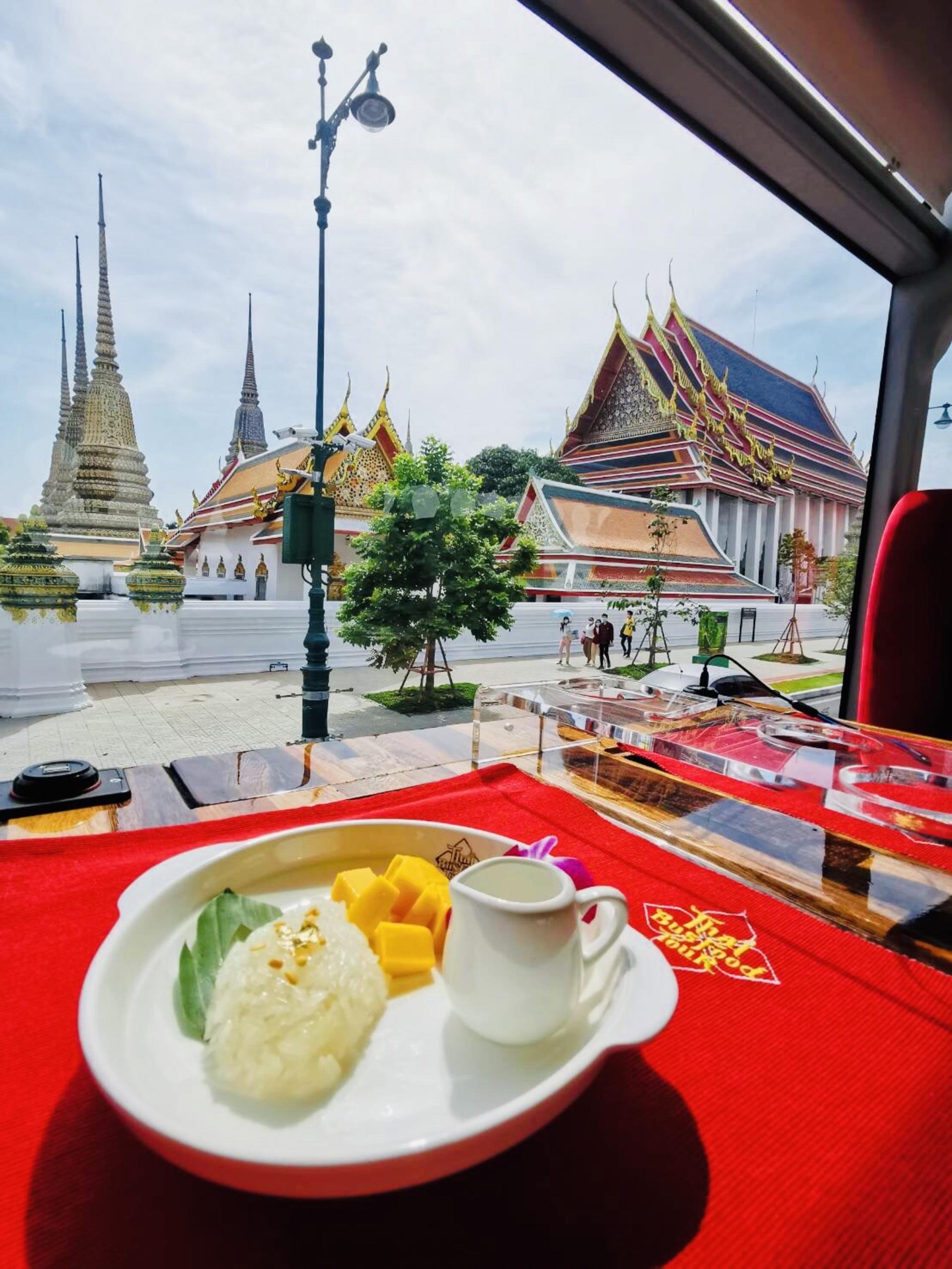 Thai Bus Food Tour Experience in Bangkok - Thumbnail 8