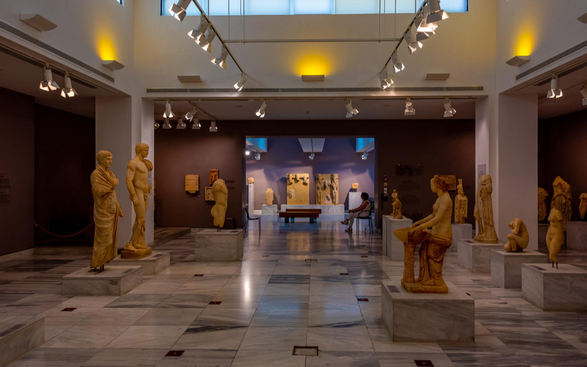 Heraklion Archaeological Museum Ticket with Audio Guide - Thumbnail 5