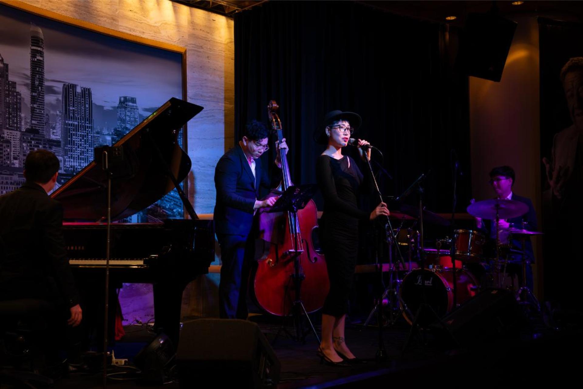 Jazz & Dining Experience at at Sheraton Grande Sukhumvit Bangkok (BTS Asok) - Thumbnail 6