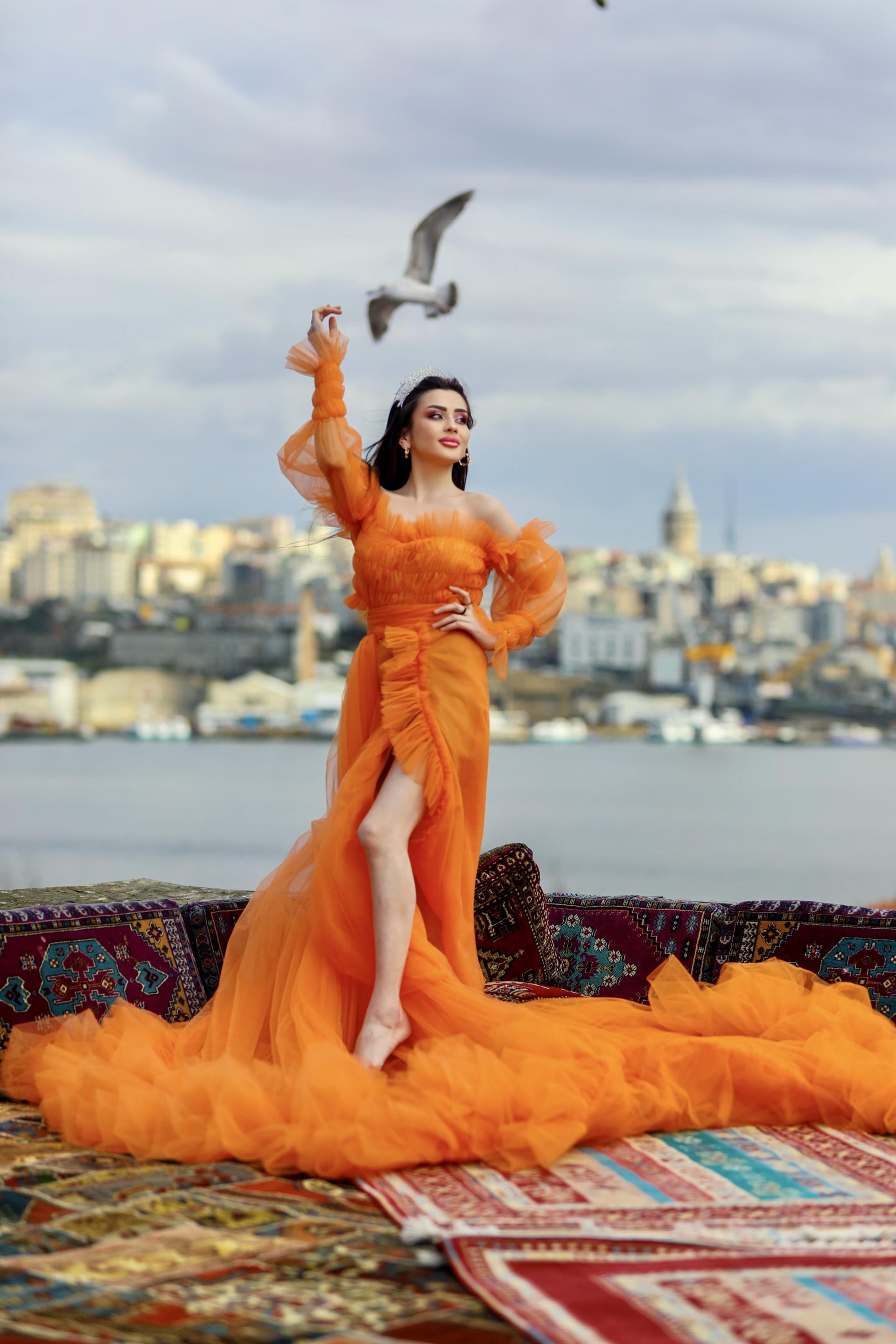 Istanbul: Private Outdoor Terrace Photo Shooting - Image 1