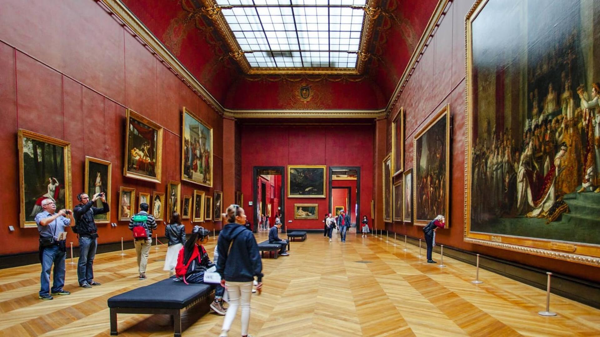 Louvre museum private tour in Paris  - Thumbnail 4
