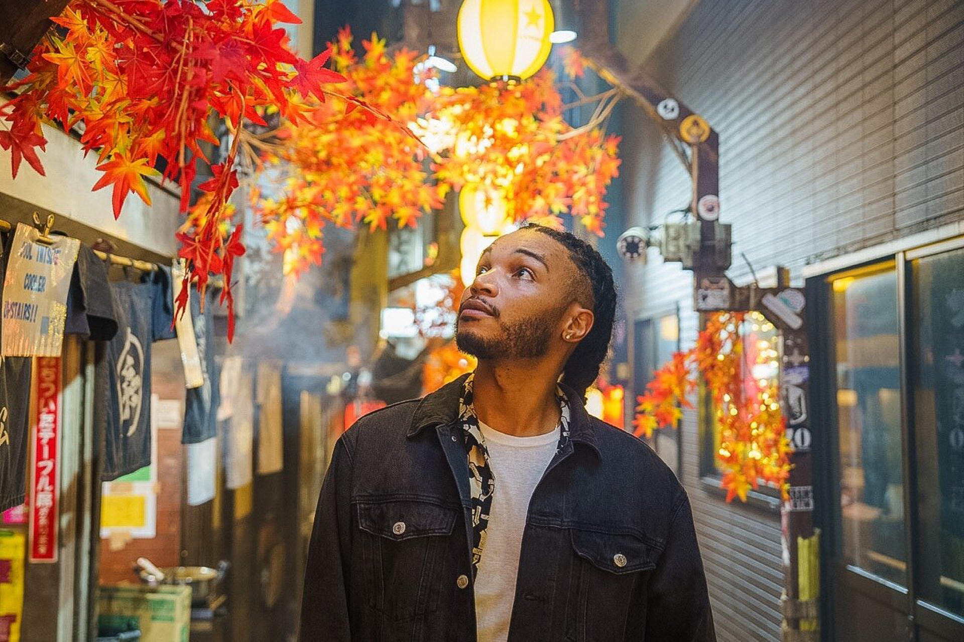 Tokyo Portrait Tour with a Professional Photographer - Thumbnail 4