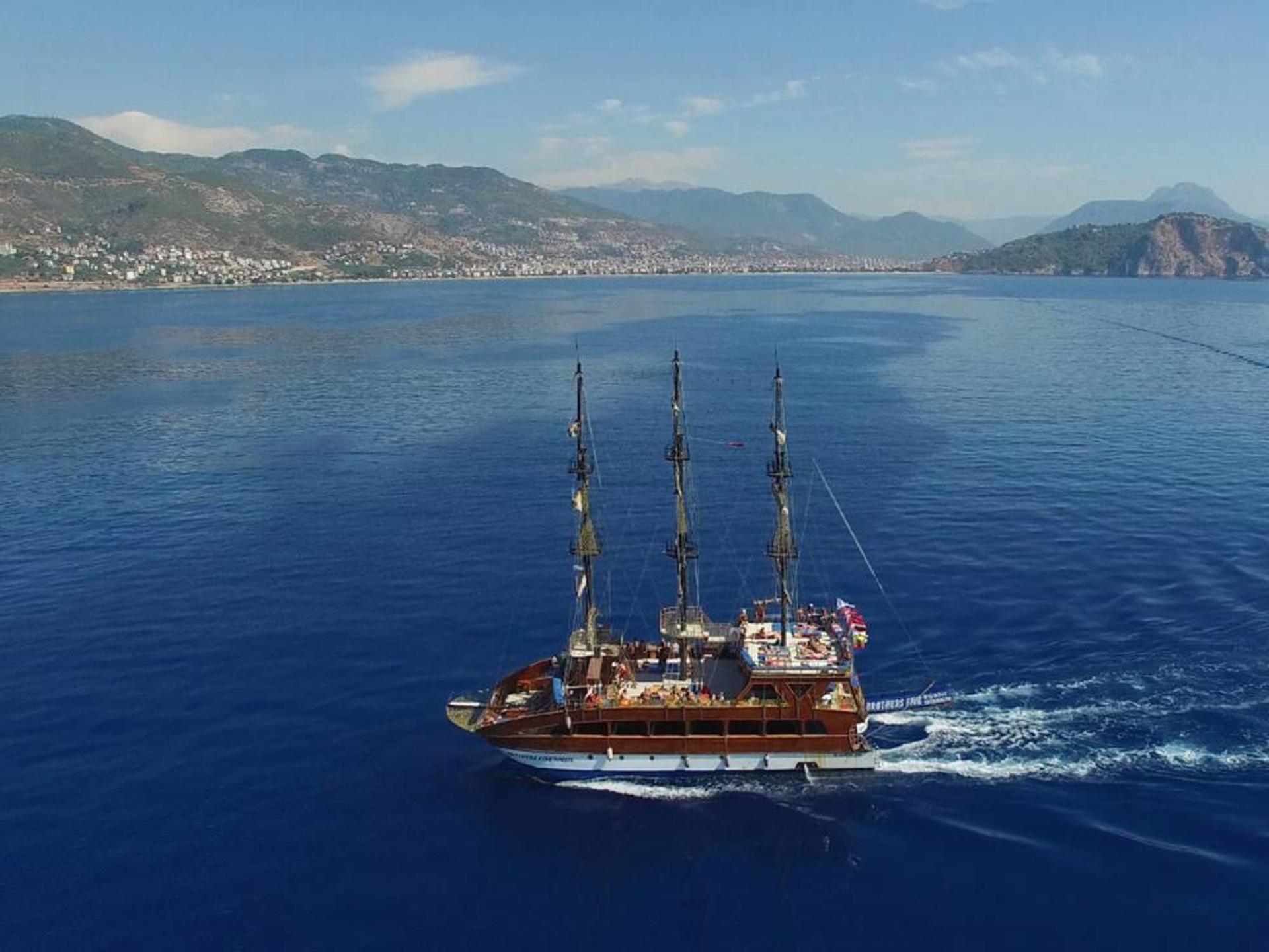Alanya Full-Day Catamaran Tour with Local Food - Thumbnail 6