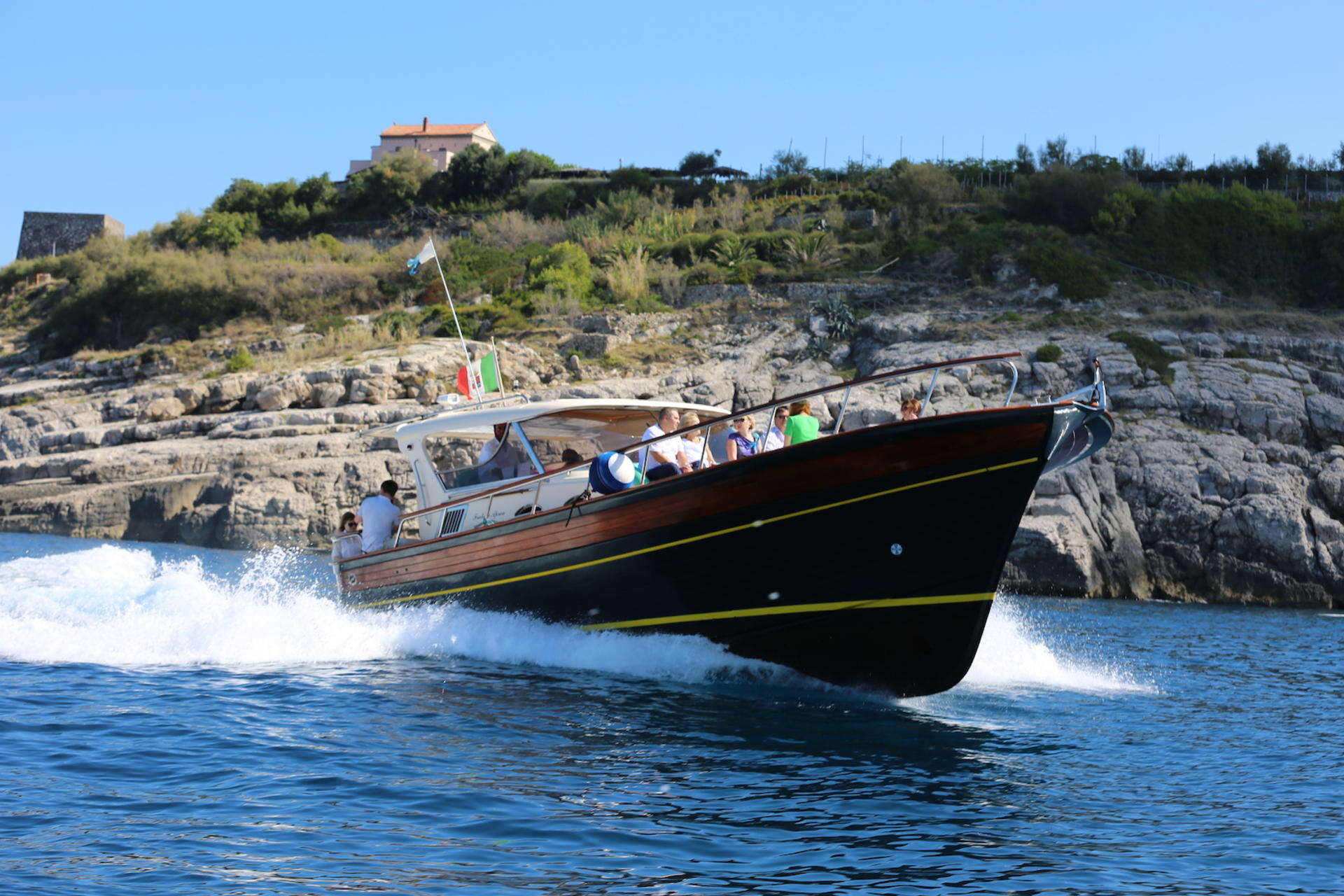 Boat Tour of Amalfi Coast: Positano & Amalfi - Thumbnail 6