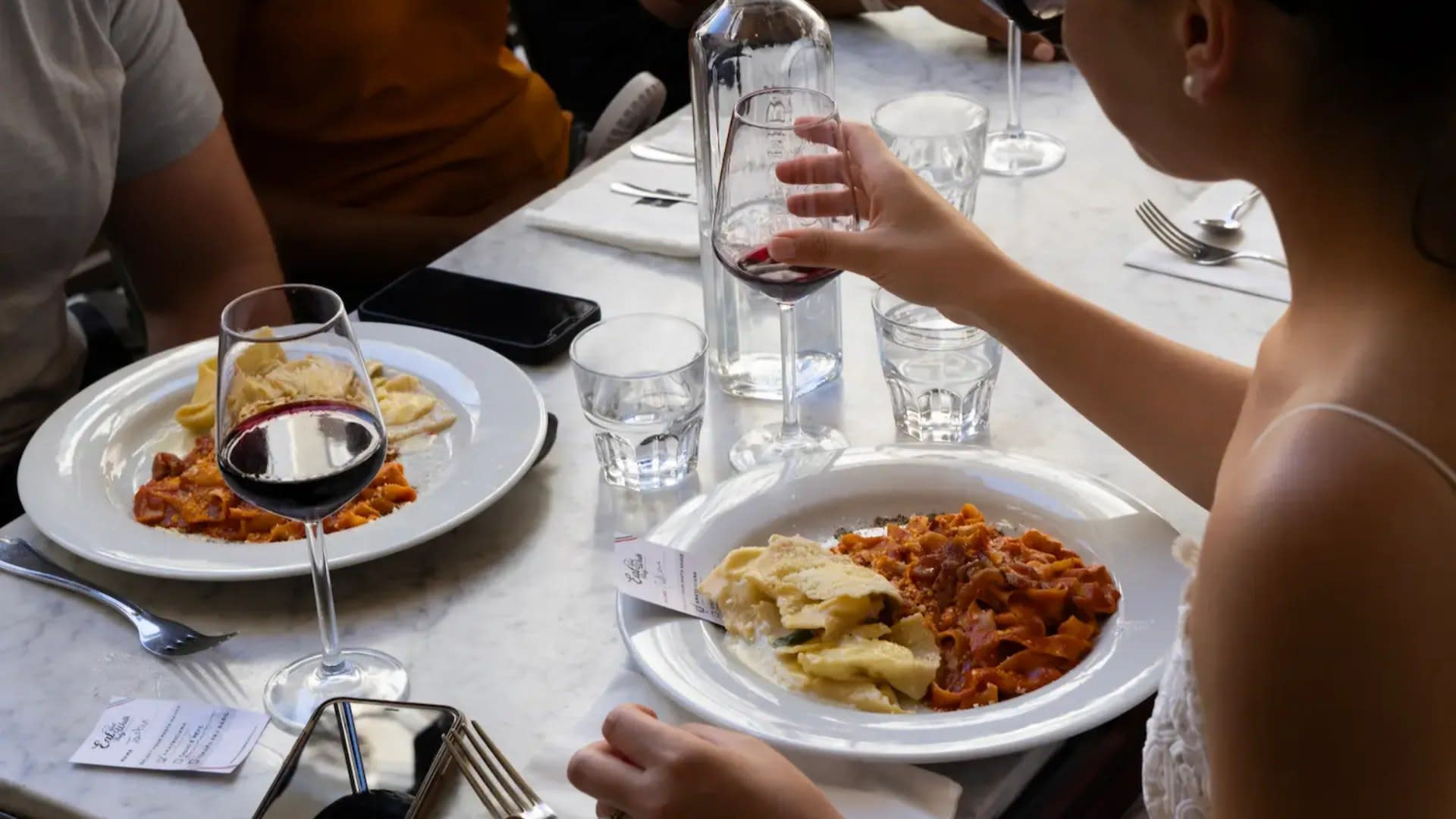 Fettuccine, Ravioli and Tiramisu Making Experience in Rome - Thumbnail 2