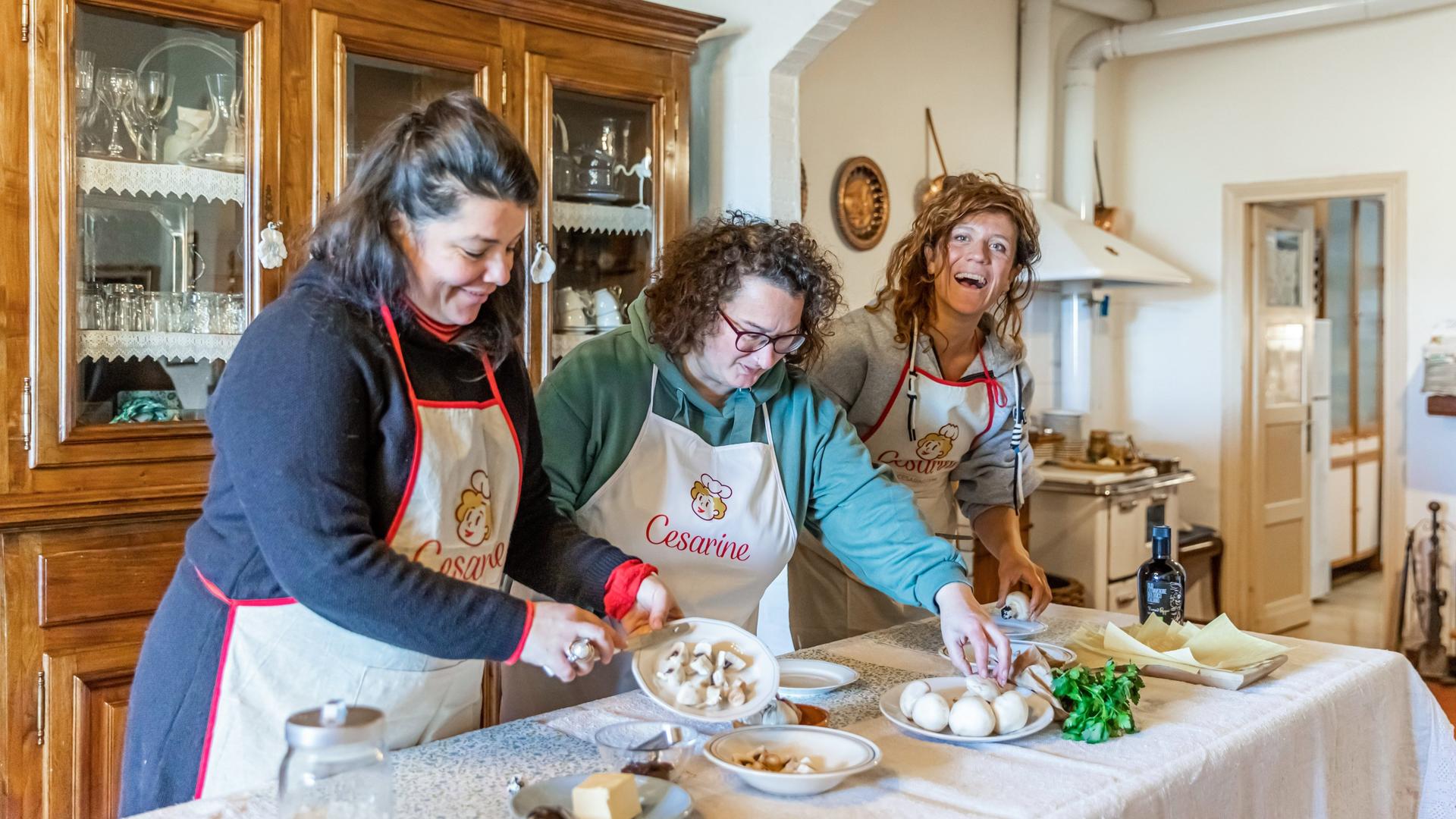 Pasta and tiramisu cooking class in Varenna - Thumbnail 9