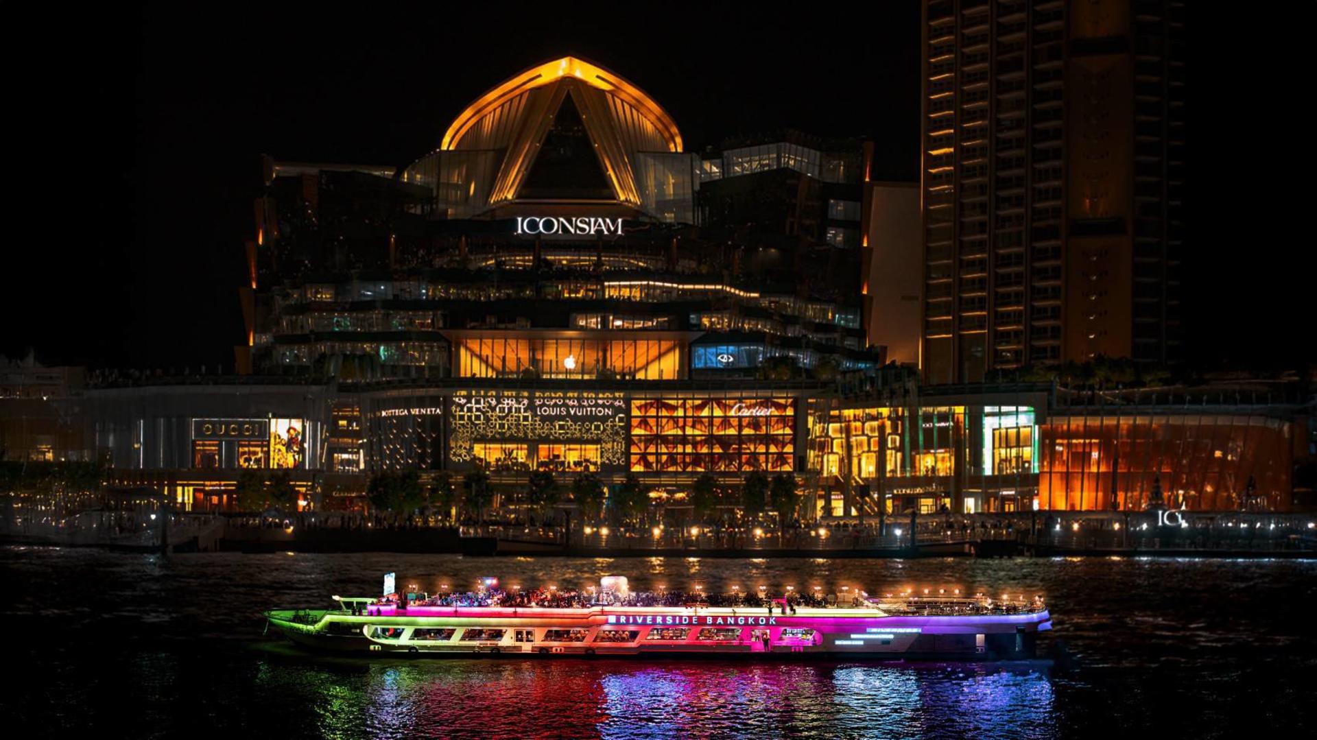 Riverside Carnival Cruise in Bangkok - Image 1