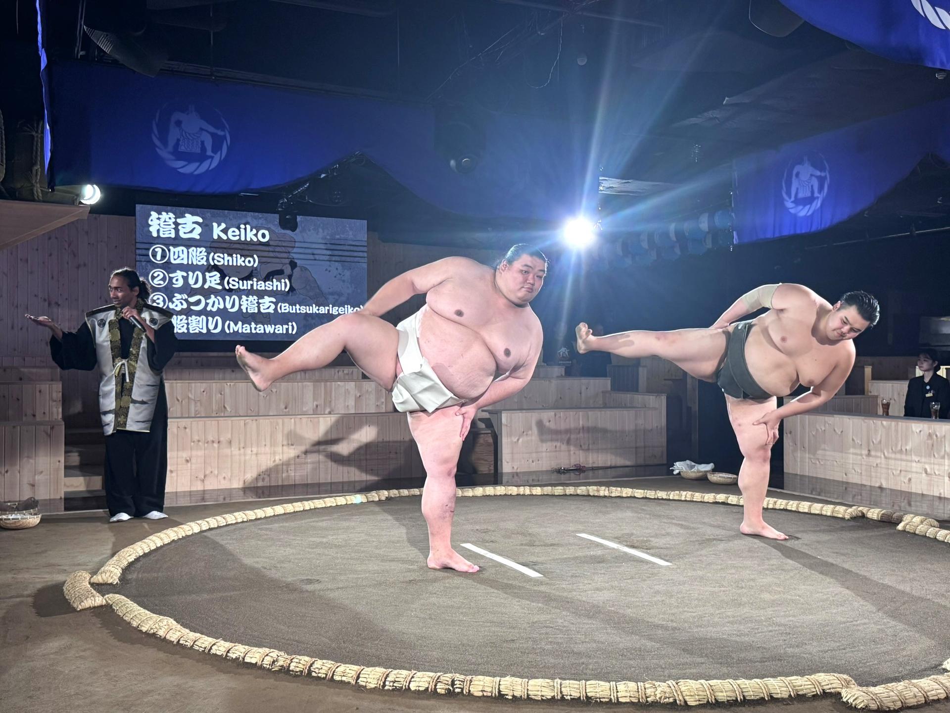 Tokyo: Sumo Entertainment with Japanese Meal at Tokyo Tower - Thumbnail 5
