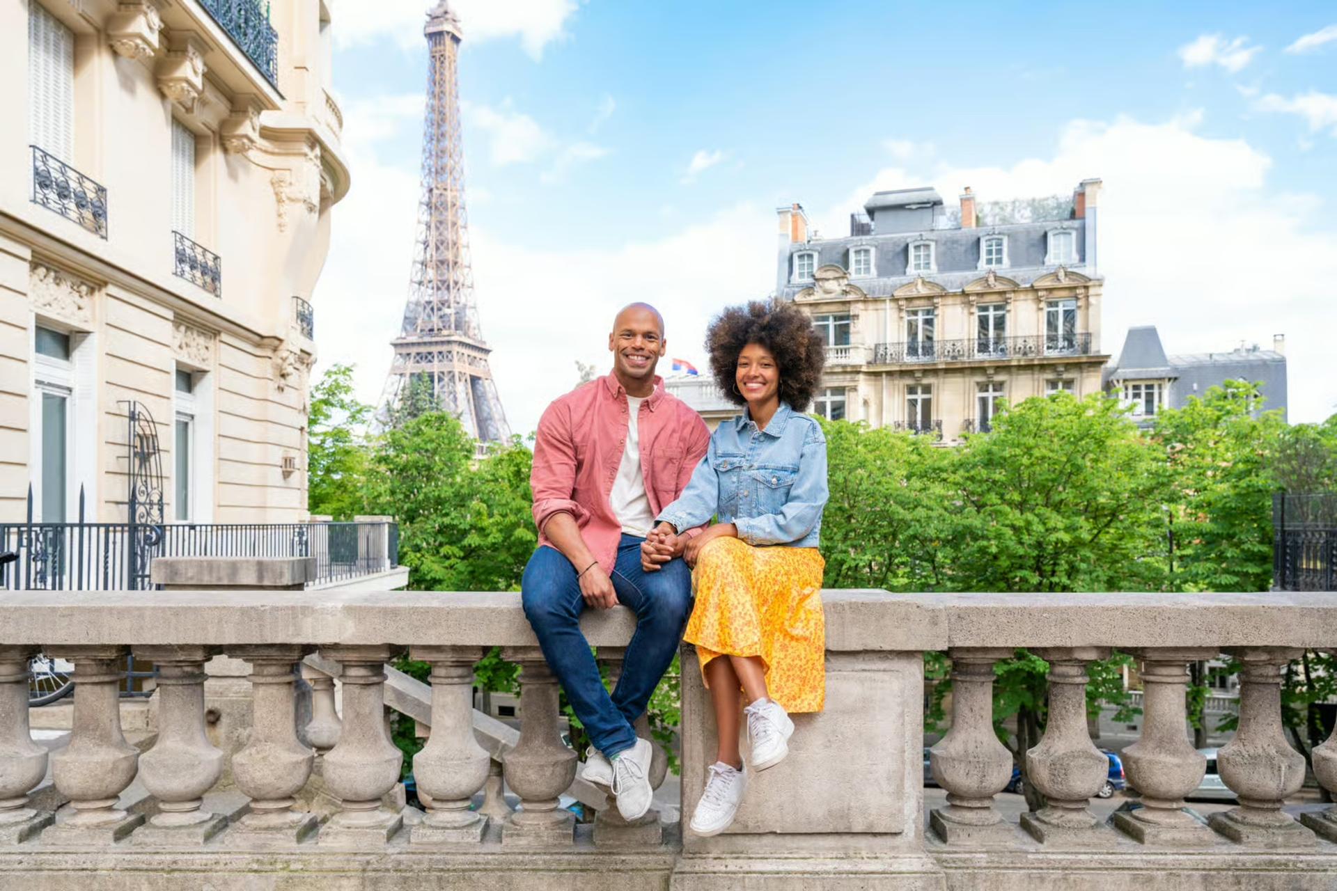 Eiffel Tower Photoshoot - Thumbnail 10
